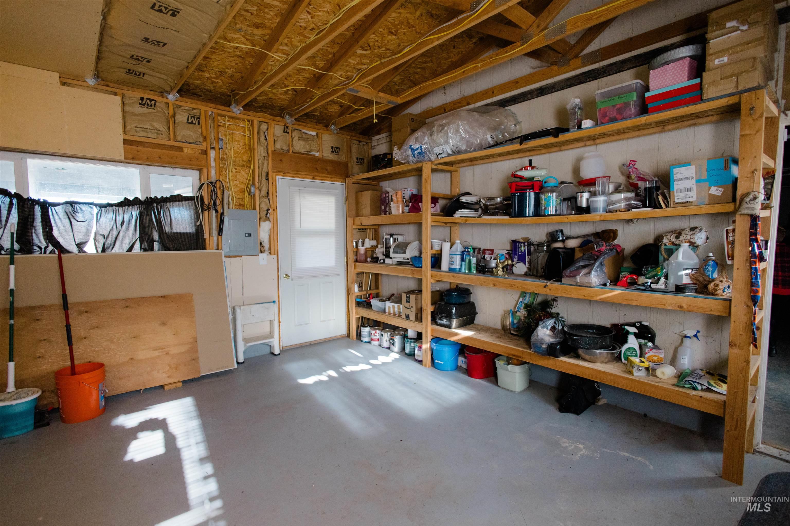 914 NE Beaman, Mountain Home, Idaho 83647, 3 Bedrooms, 2 Bathrooms, Residential For Sale, Price $520,000,MLS 98961862