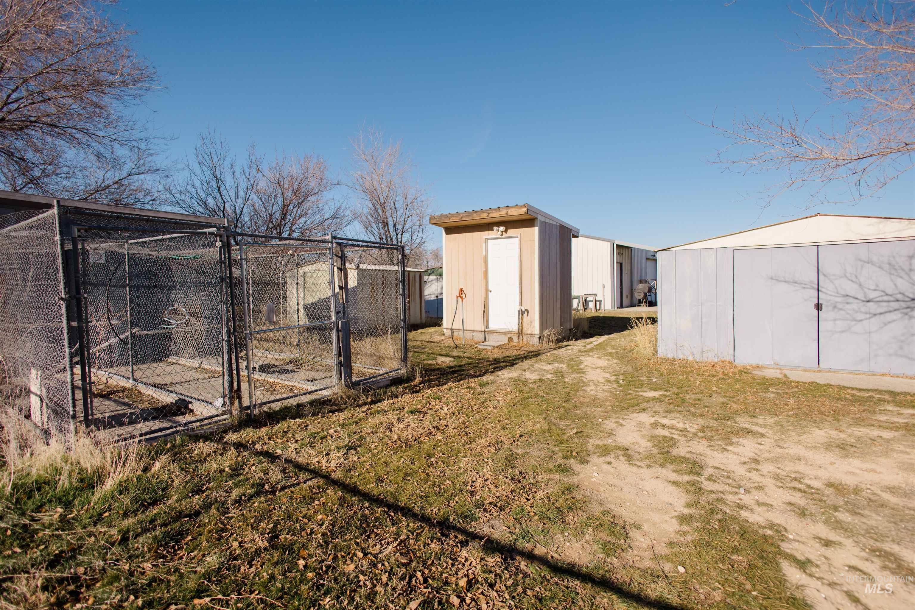 914 NE Beaman, Mountain Home, Idaho 83647, 3 Bedrooms, 2 Bathrooms, Residential For Sale, Price $520,000,MLS 98961862