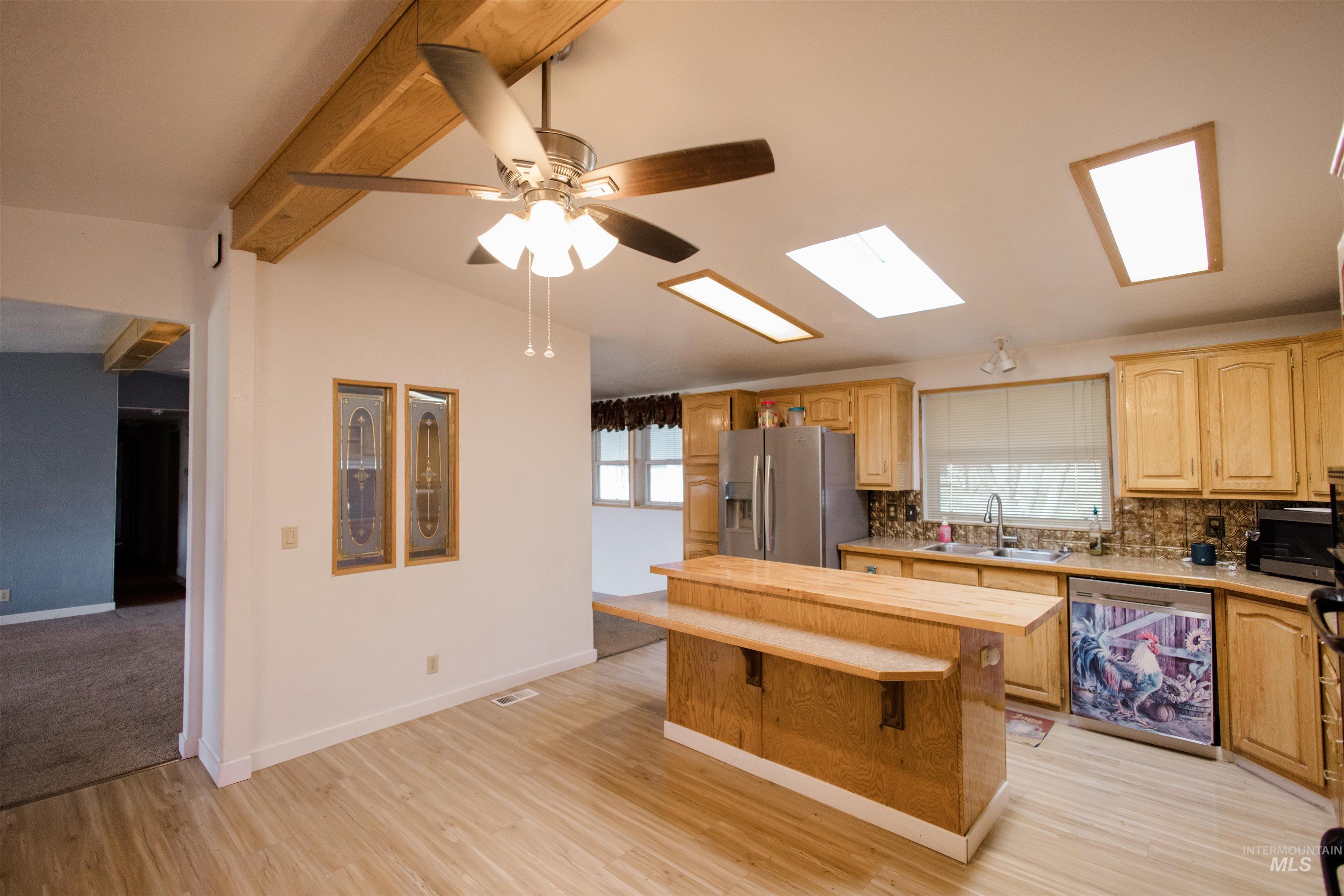 914 NE Beaman, Mountain Home, Idaho 83647, 3 Bedrooms, 2 Bathrooms, Residential For Sale, Price $520,000,MLS 98961862