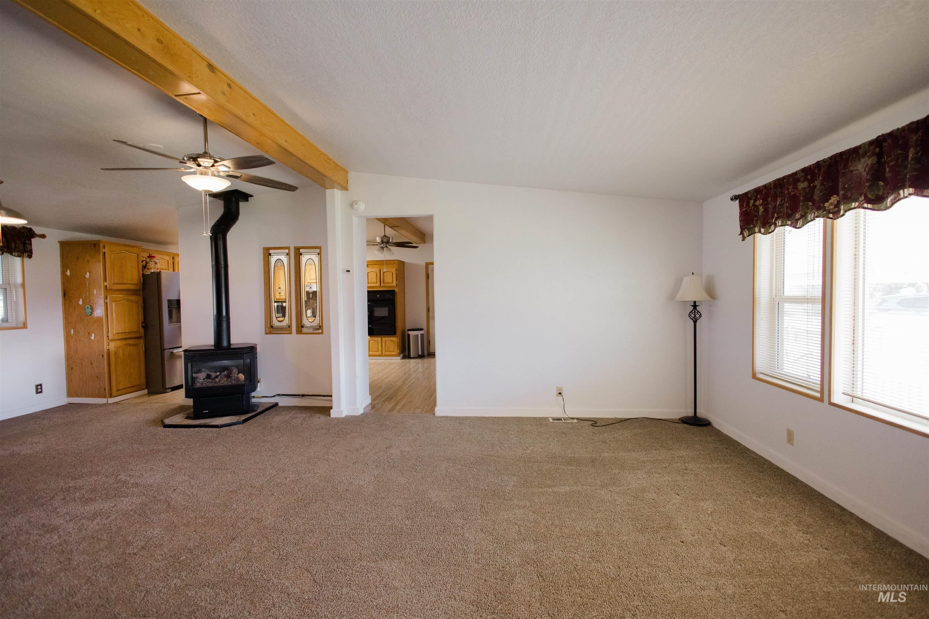 914 NE Beaman, Mountain Home, Idaho 83647, 3 Bedrooms, 2 Bathrooms, Residential For Sale, Price $520,000,MLS 98961862