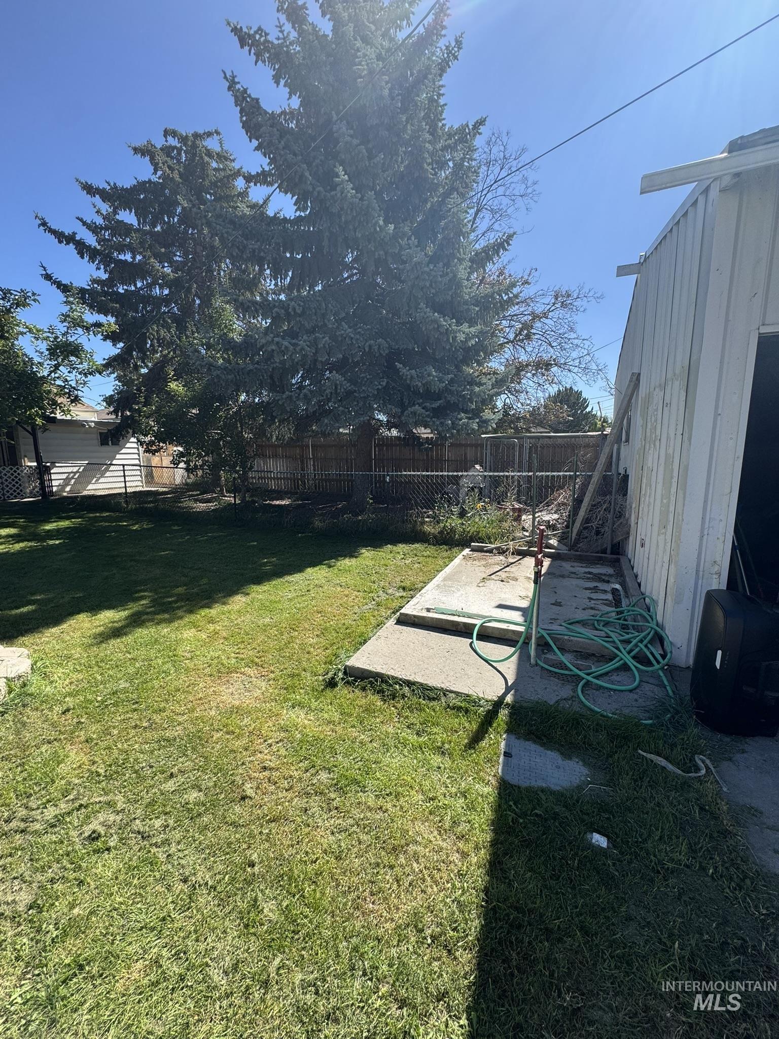 431 N Bracken Street, Twin Falls, Idaho 83301, 4 Bedrooms, 1 Bathroom, Residential For Sale, Price $285,000,MLS 98961866