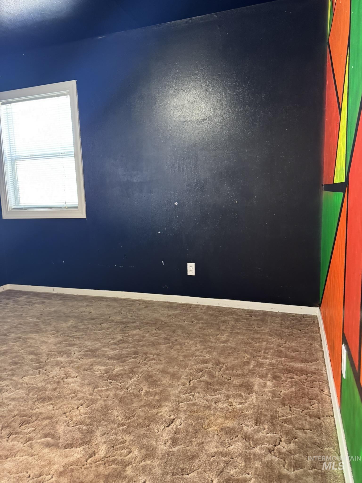 431 N Bracken Street, Twin Falls, Idaho 83301, 4 Bedrooms, 1 Bathroom, Residential For Sale, Price $285,000,MLS 98961866