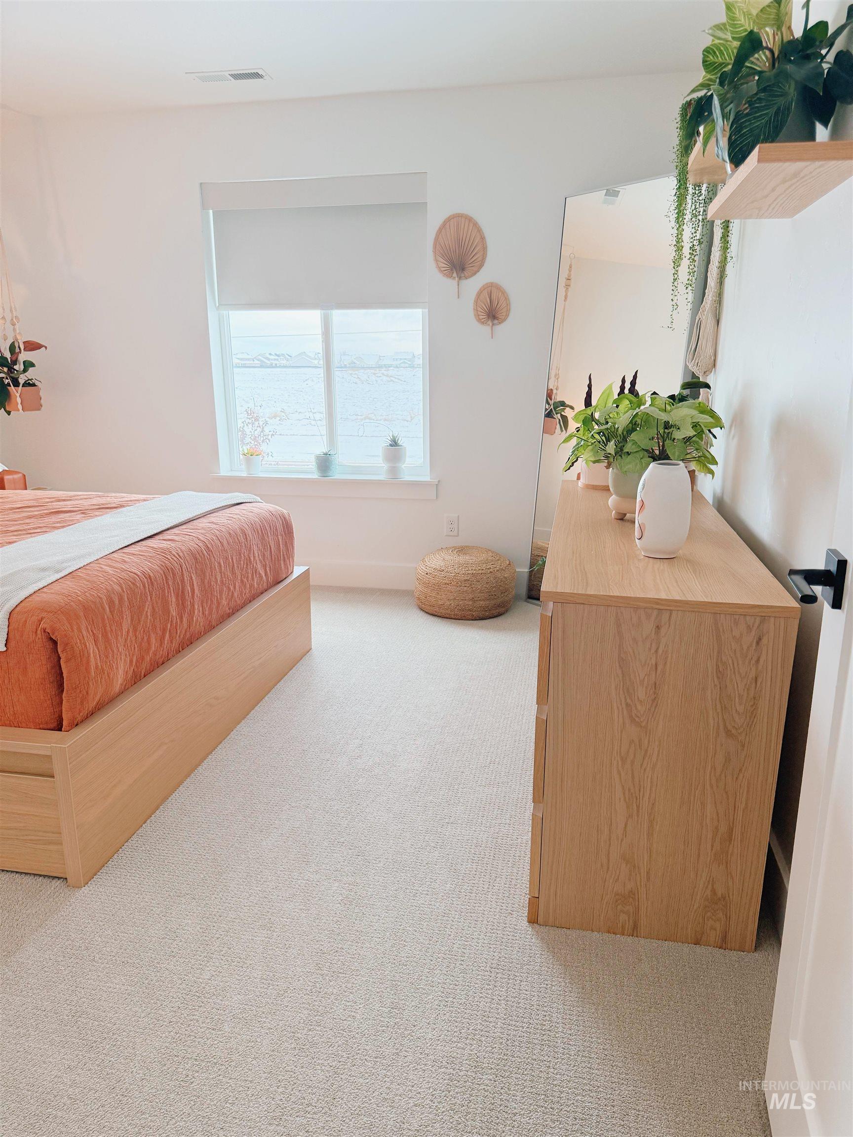 4637 W Riva Capri Ct, Meridian, Idaho 83646, 3 Bedrooms, 2.5 Bathrooms, Residential For Sale, Price $425,000,MLS 98961874