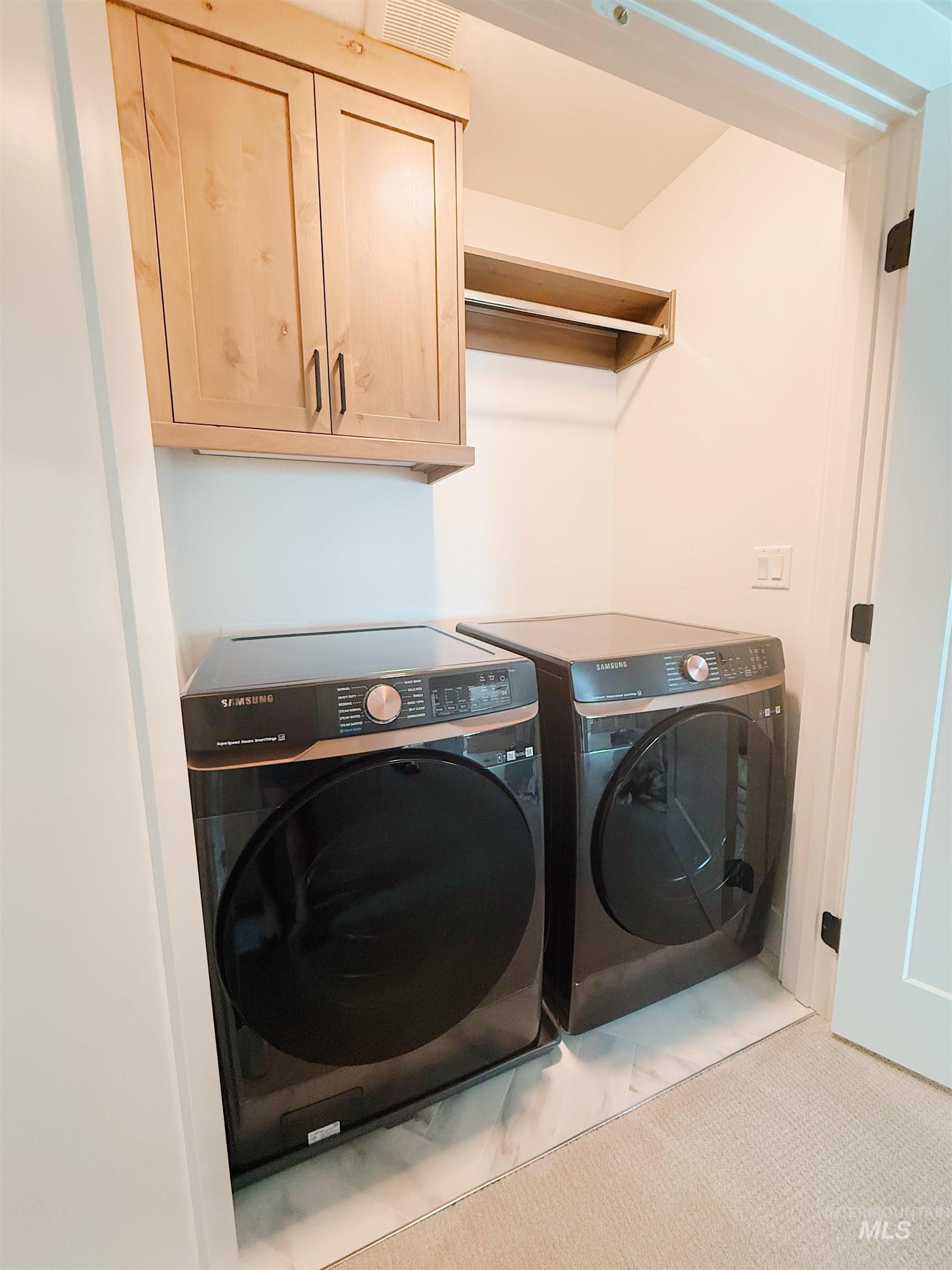 4637 W Riva Capri Ct, Meridian, Idaho 83646, 3 Bedrooms, 2.5 Bathrooms, Residential For Sale, Price $425,000,MLS 98961874