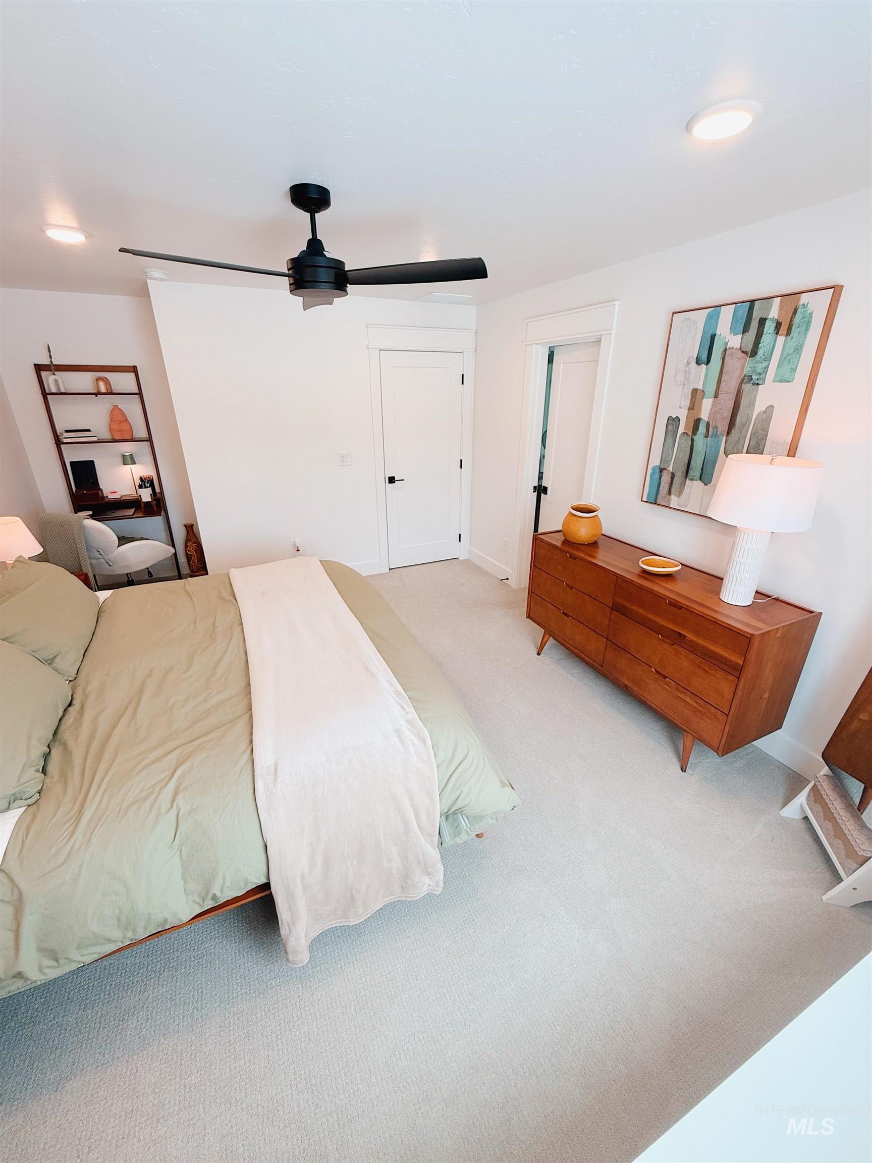 4637 W Riva Capri Ct, Meridian, Idaho 83646, 3 Bedrooms, 2.5 Bathrooms, Residential For Sale, Price $425,000,MLS 98961874