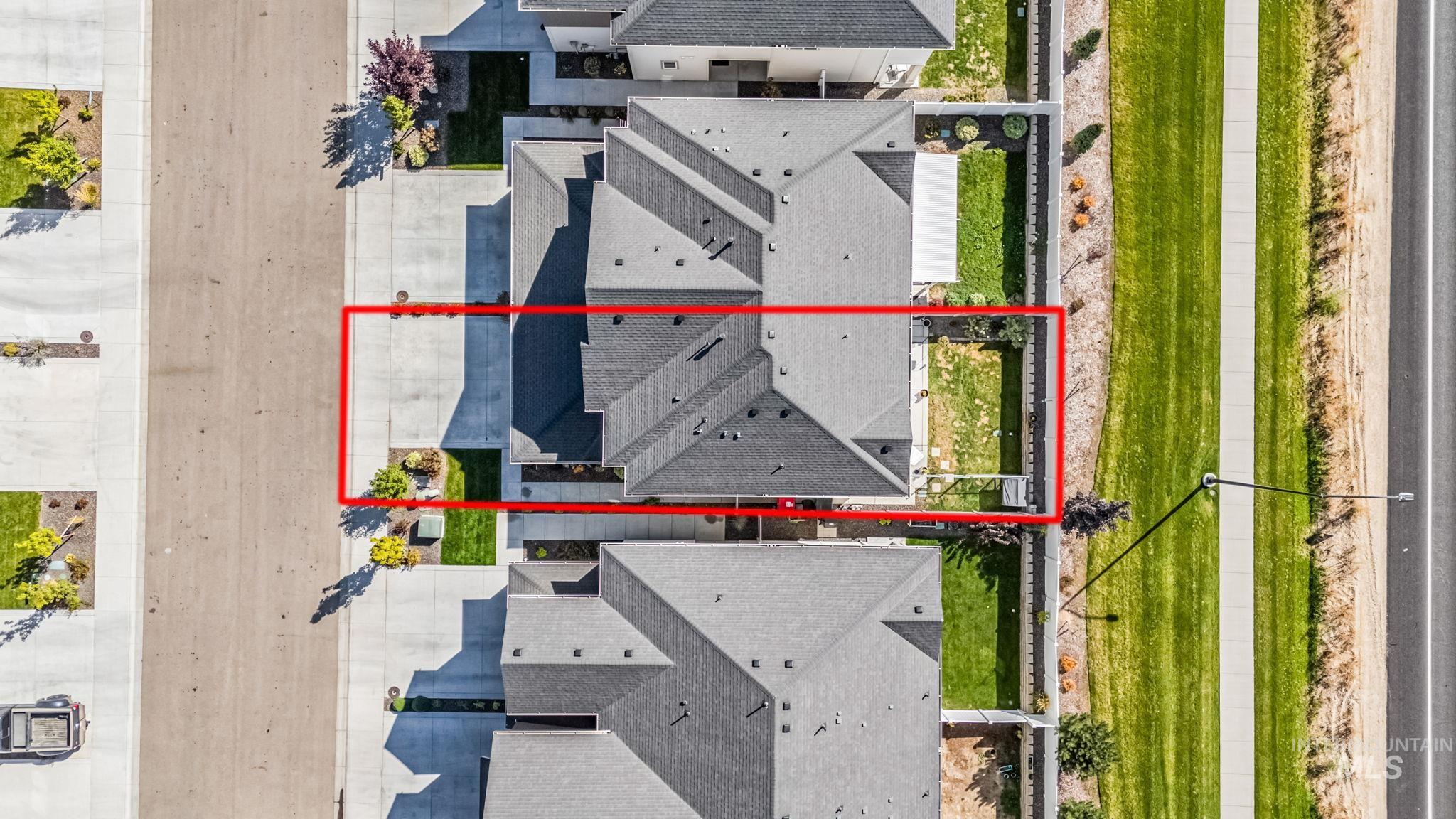 4637 W Riva Capri Ct, Meridian, Idaho 83646, 3 Bedrooms, 2.5 Bathrooms, Residential For Sale, Price $425,000,MLS 98961874