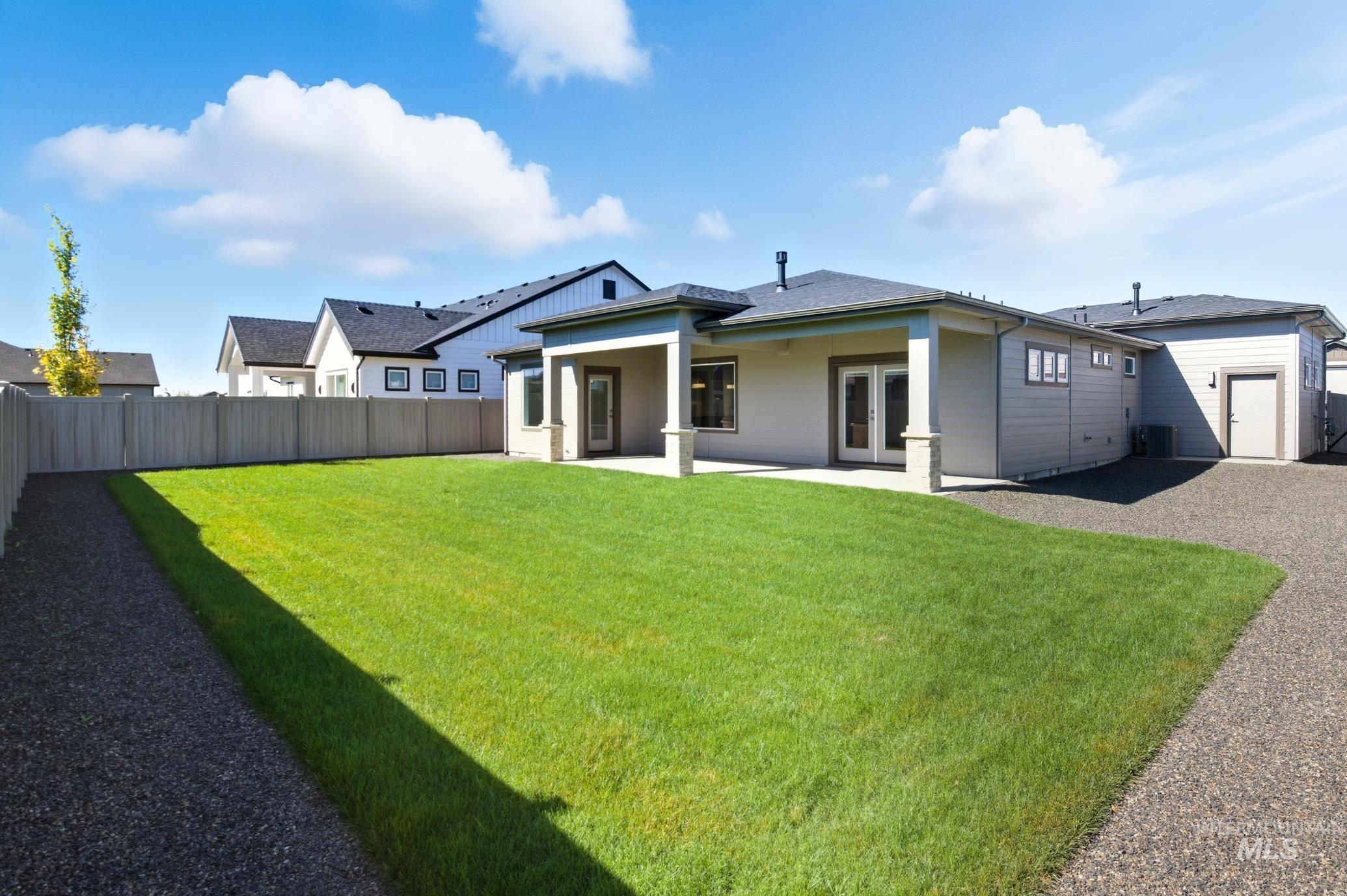 2095 W Ibis Drive, Nampa, Idaho 83686, 3 Bedrooms, 2 Bathrooms, Residential For Sale, Price $548,900,MLS 98961876