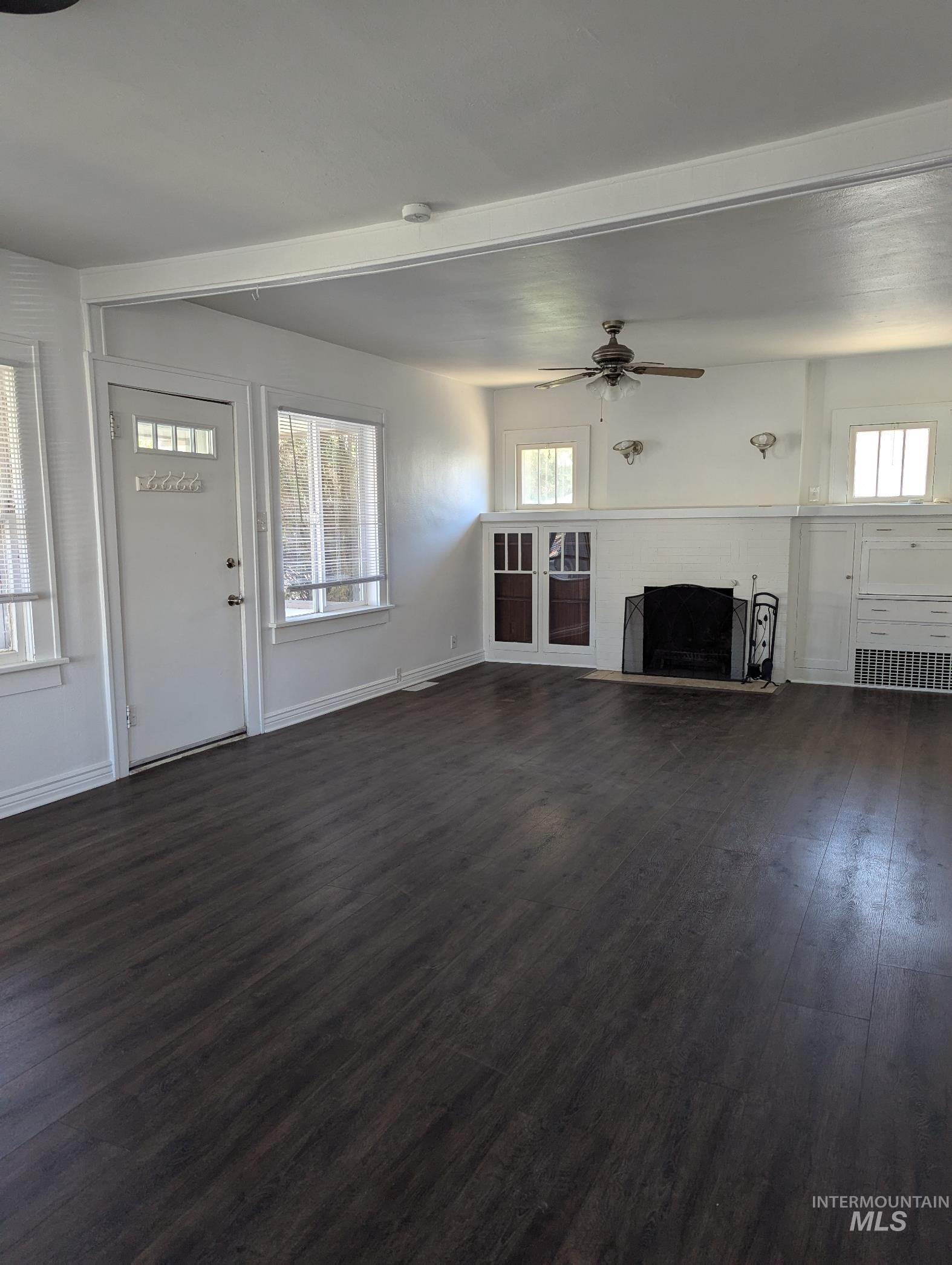 359 N 2nd Ave, Twin Falls, Idaho 83301, 2 Bedrooms, 1 Bathroom, Residential For Sale, Price $234,500, 98961894