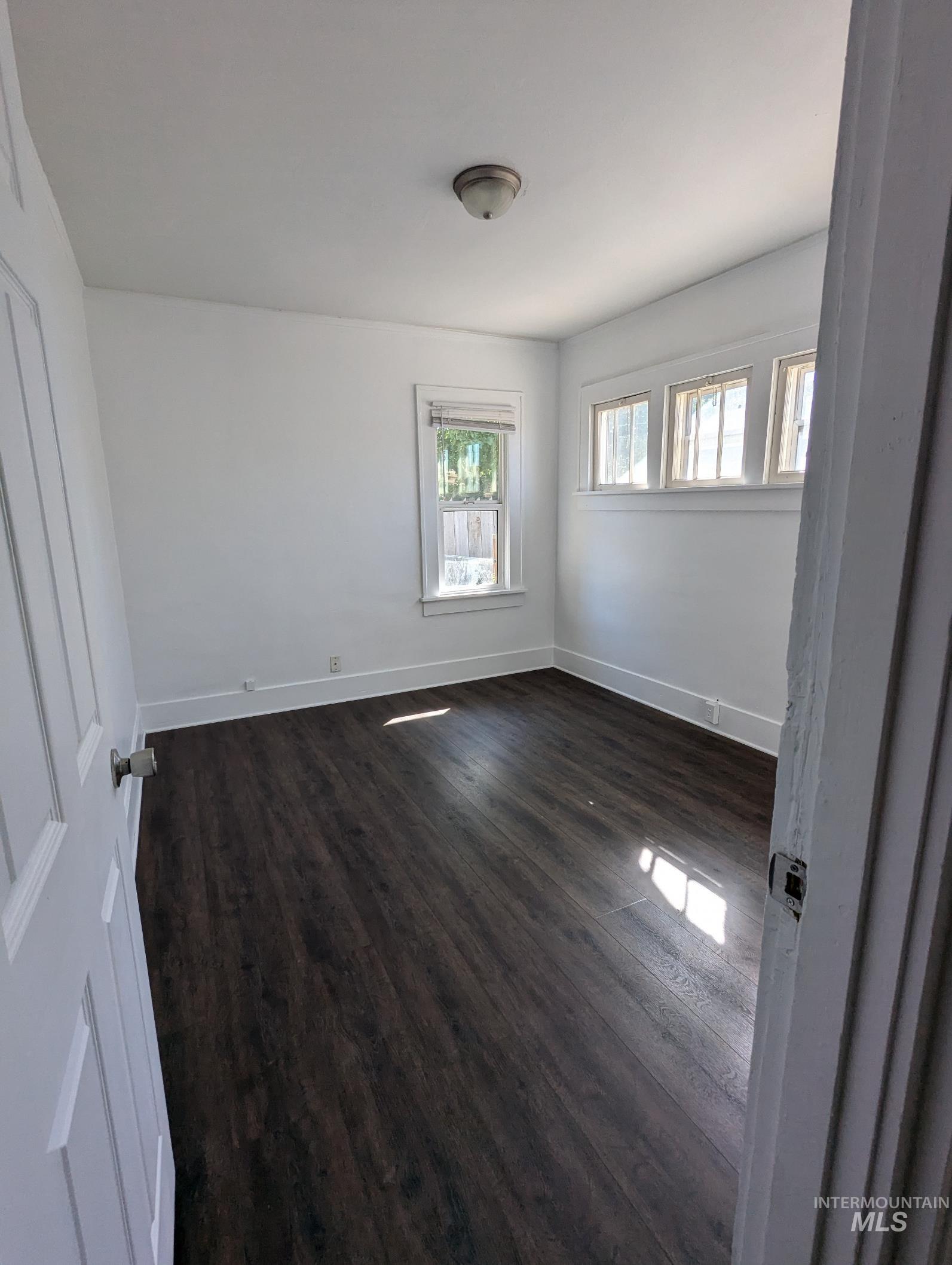 359 N 2nd Ave, Twin Falls, Idaho 83301, 2 Bedrooms, 1 Bathroom, Residential For Sale, Price $234,500, 98961894