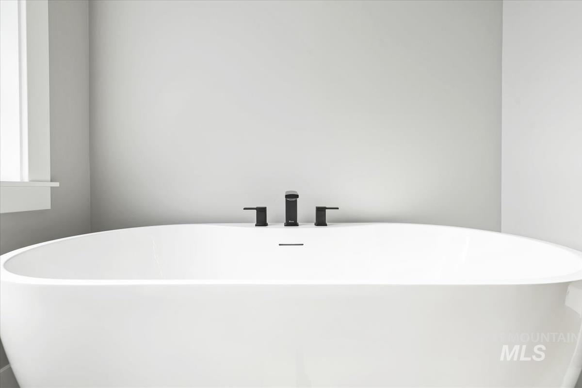 15319 Rhodes Ct, Caldwell, Idaho 83607, 4 Bedrooms, 2.5 Bathrooms, Residential For Sale, Price $1,034,900, 98961905