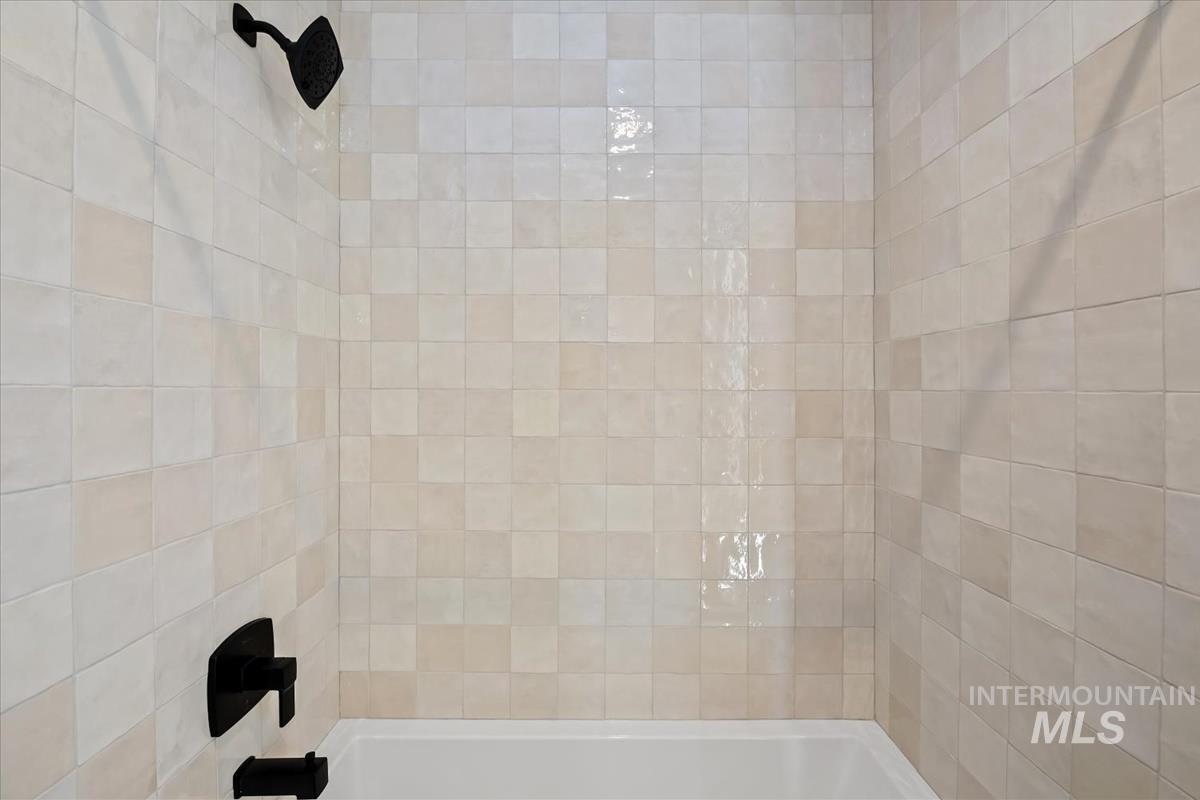 15319 Rhodes Ct, Caldwell, Idaho 83607, 4 Bedrooms, 2.5 Bathrooms, Residential For Sale, Price $1,034,900, 98961905