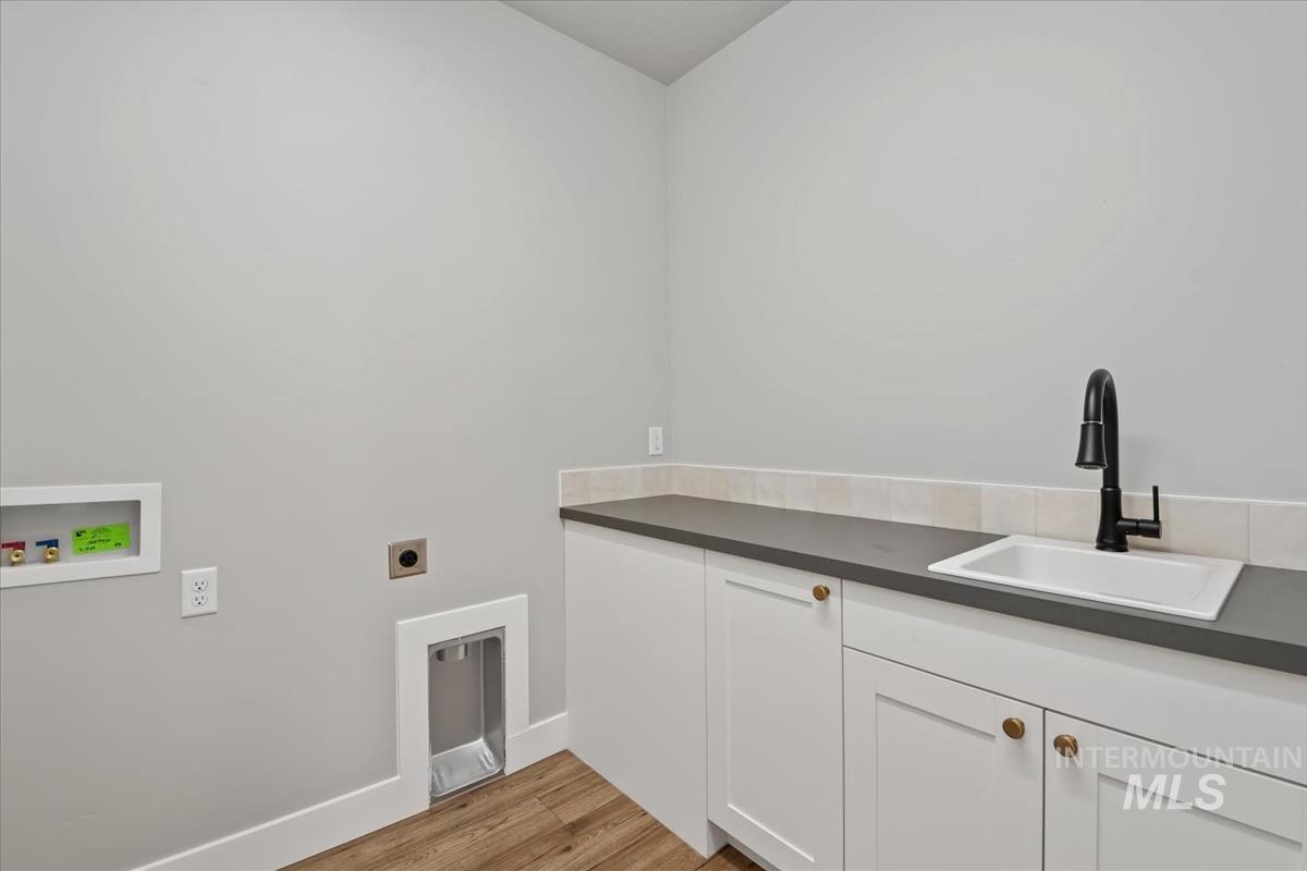 15319 Rhodes Ct, Caldwell, Idaho 83607, 4 Bedrooms, 2.5 Bathrooms, Residential For Sale, Price $1,034,900, 98961905