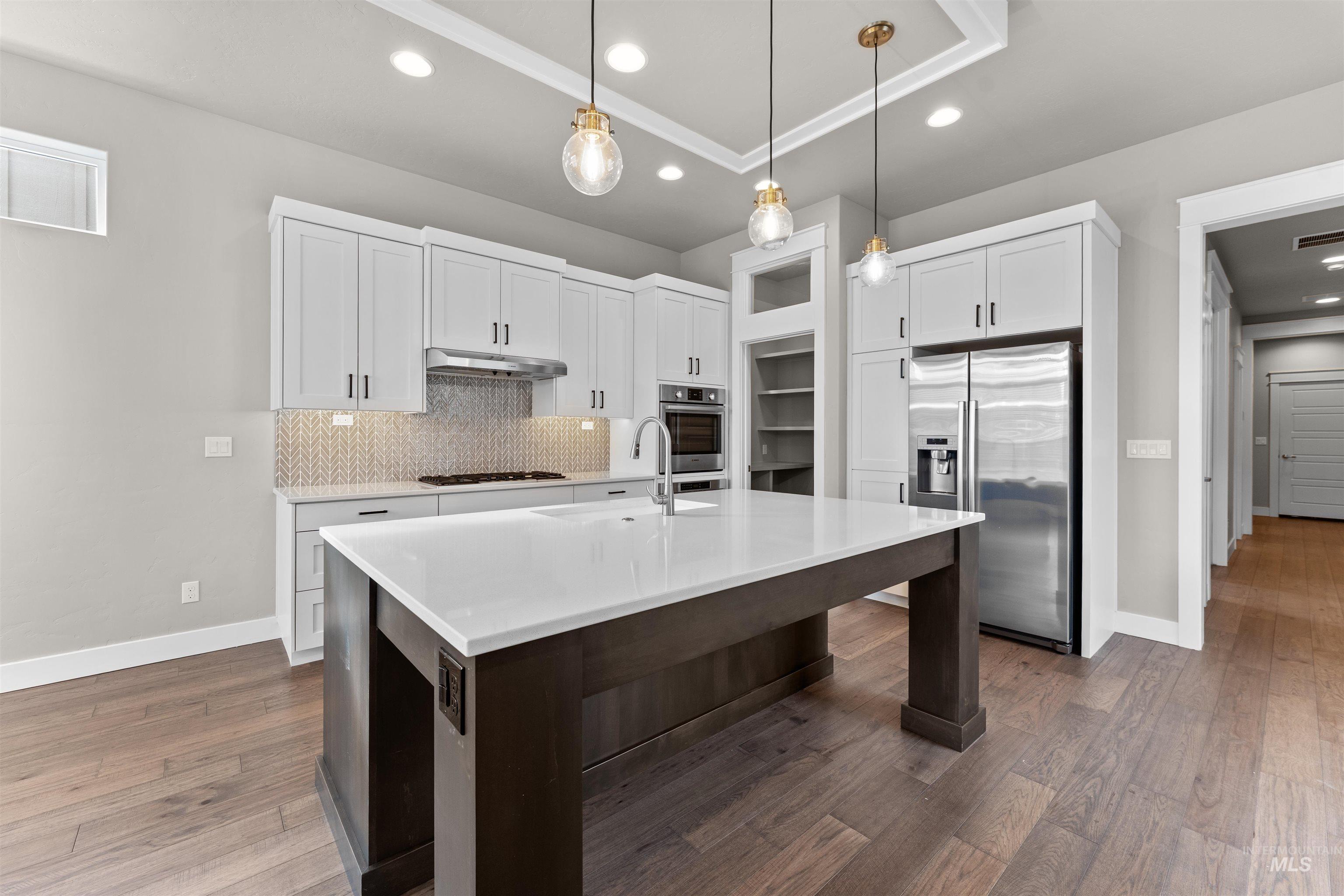 3464 E Macumbo Ln, Meridian, Idaho 83642, 2 Bedrooms, 2 Bathrooms, Residential For Sale, Price $579,900,MLS 98961917