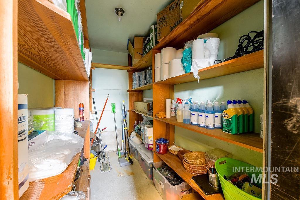 424 S Main St, Troy, Idaho 83871, Business/Commercial For Sale, Price $590,000, 98961918