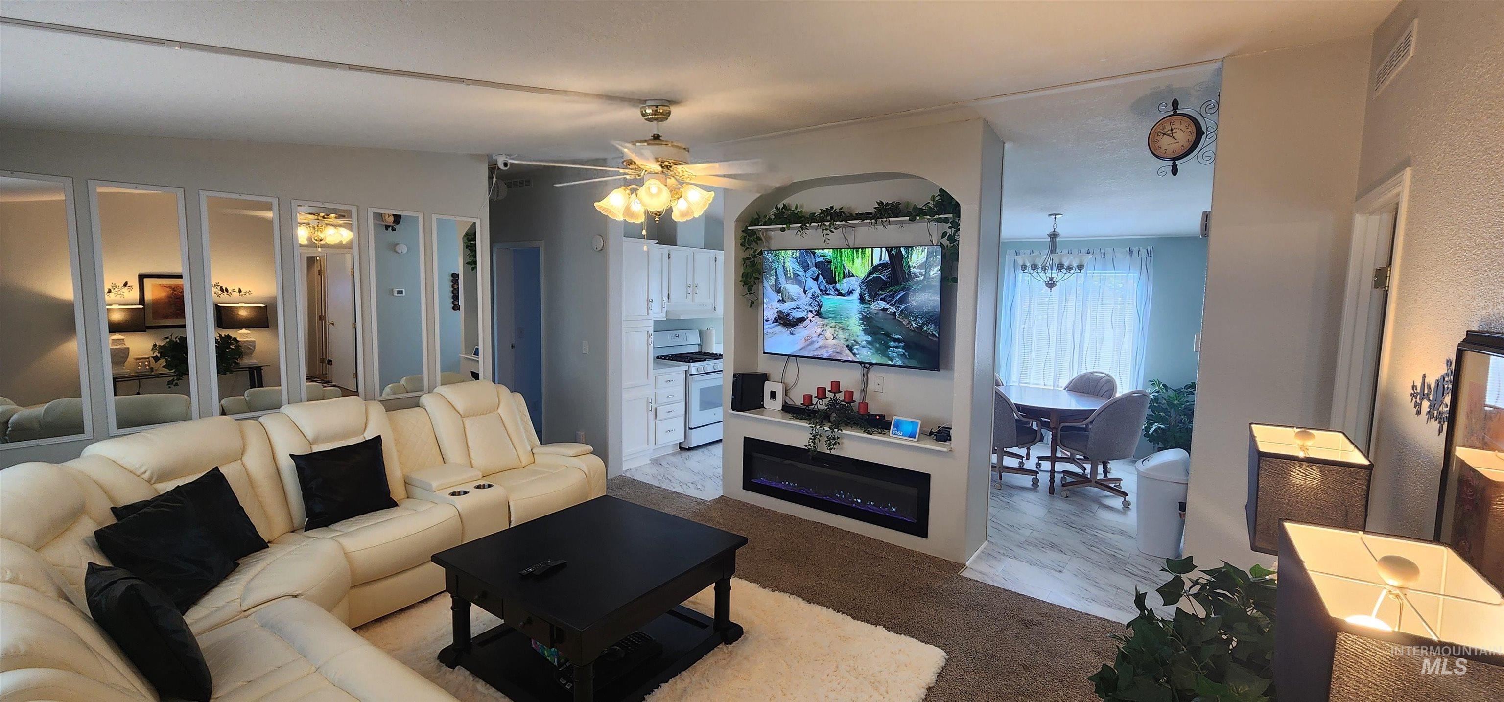 2115 6th Ave, Clarkston, Washington 99403, 3 Bedrooms, 2 Bathrooms, Residential For Sale, Price $132,500,MLS 98961925