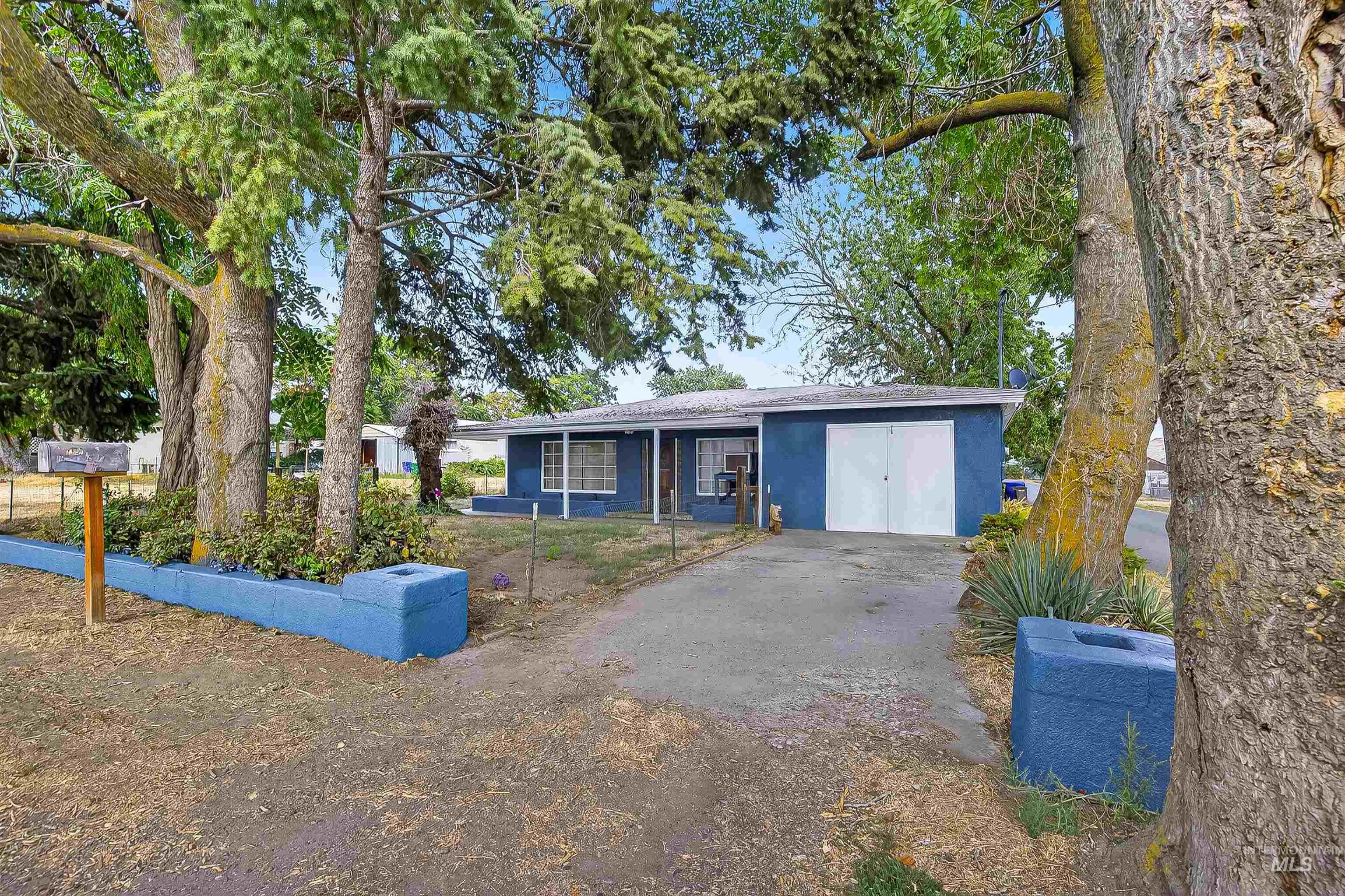 705 28th St N, Lewiston, Idaho 83501, 2 Bedrooms, 1 Bathroom, Residential For Sale, Price $375,000,MLS 98961928