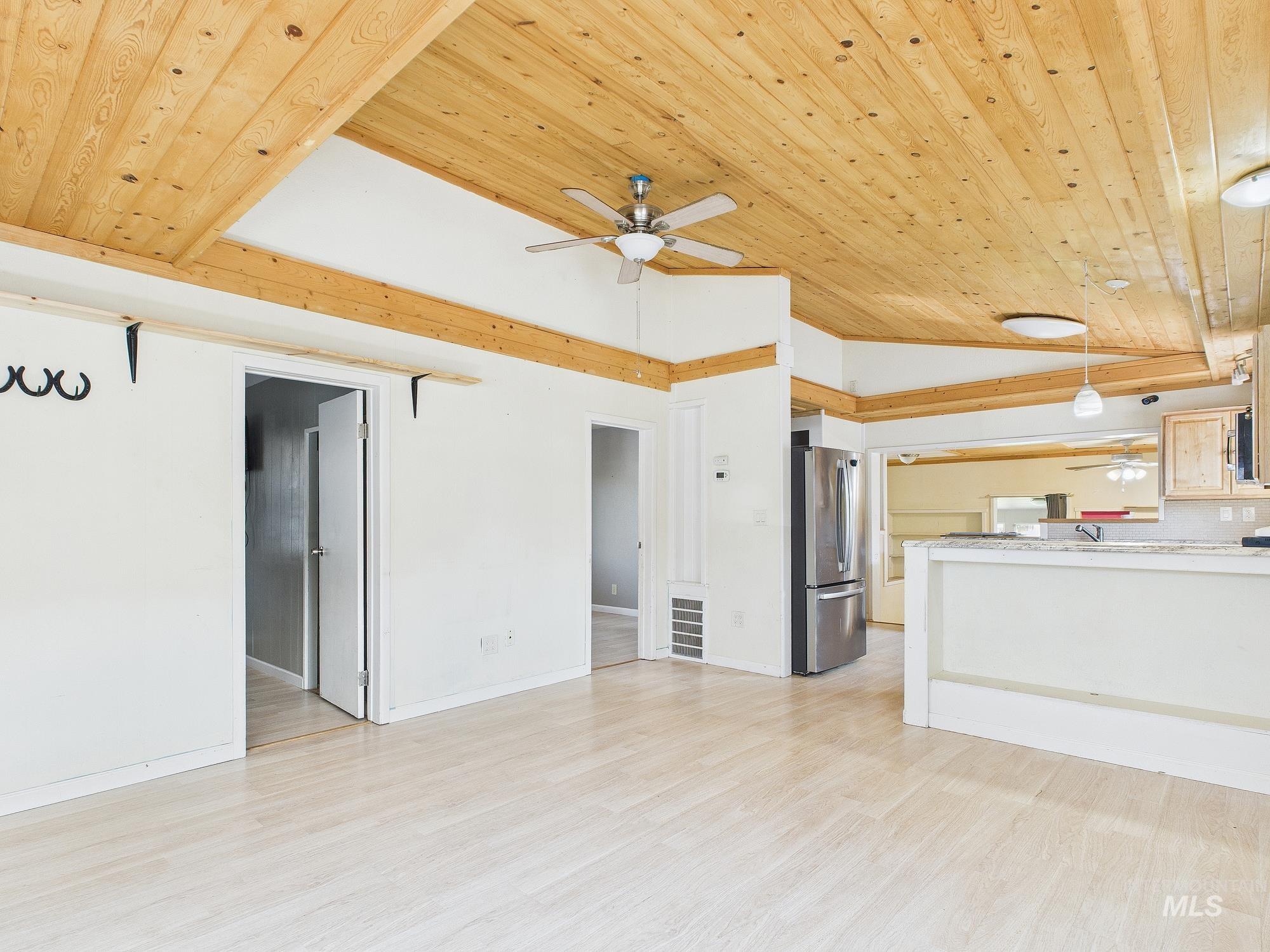 705 12th Street, Clarkston, Washington 99403, 4 Bedrooms, 2 Bathrooms, Residential For Sale, Price $325,000,MLS 98961933