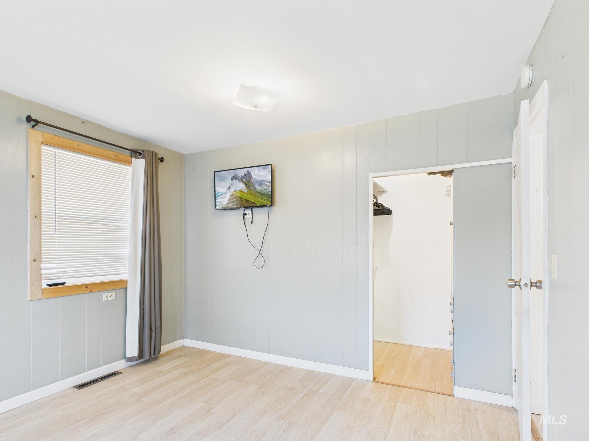 705 12th Street, Clarkston, Washington 99403, 4 Bedrooms, 2 Bathrooms, Residential For Sale, Price $325,000,MLS 98961933