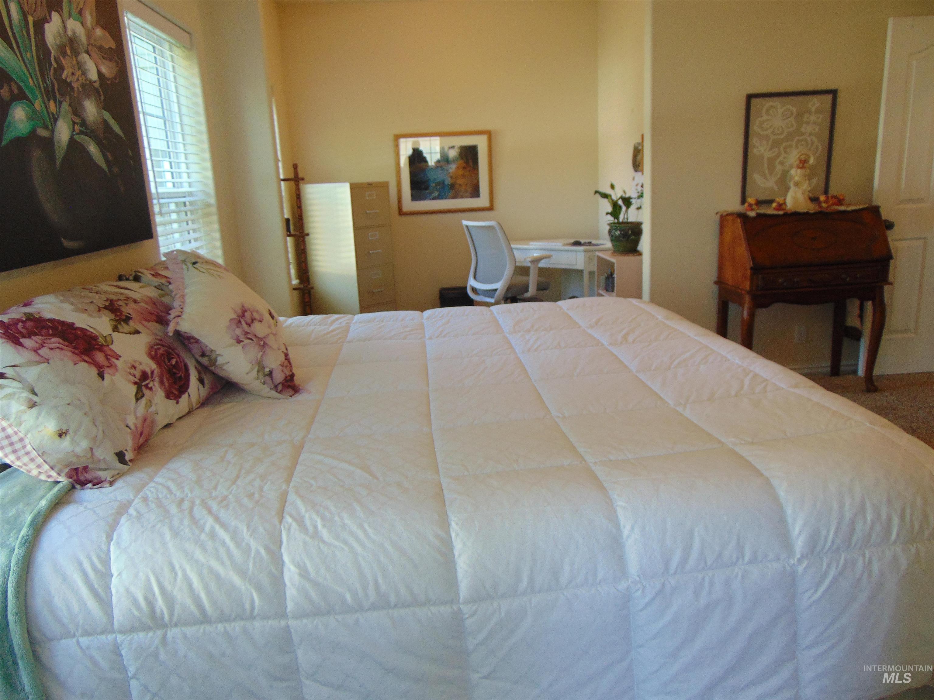 2543 Lauren Dr., Ontario, Oregon 97914, 4 Bedrooms, 2.5 Bathrooms, Residential For Sale, Price $511,000, 98961942