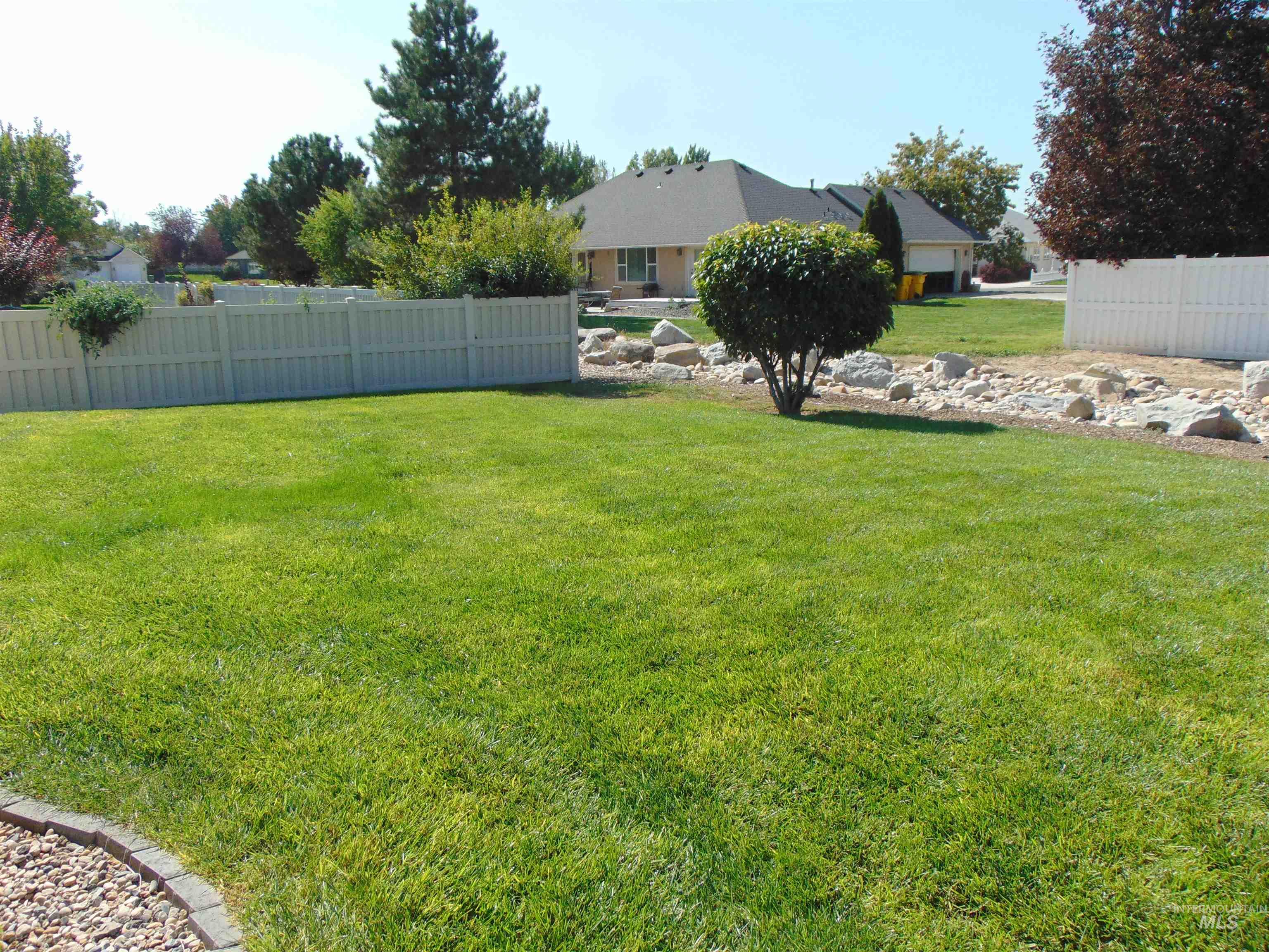 2543 Lauren Dr., Ontario, Oregon 97914, 4 Bedrooms, 2.5 Bathrooms, Residential For Sale, Price $511,000, 98961942