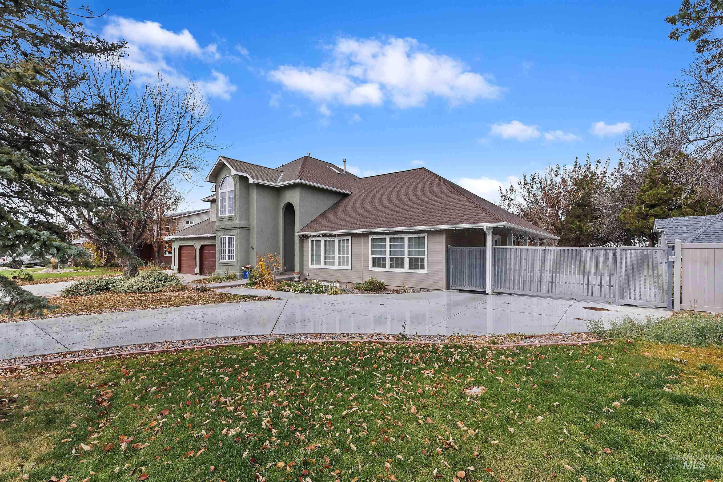 3160 E Springwood, Meridian, Idaho 83642, 6 Bedrooms, 4 Bathrooms, Residential For Sale, Price $1,550,000,MLS 98961988