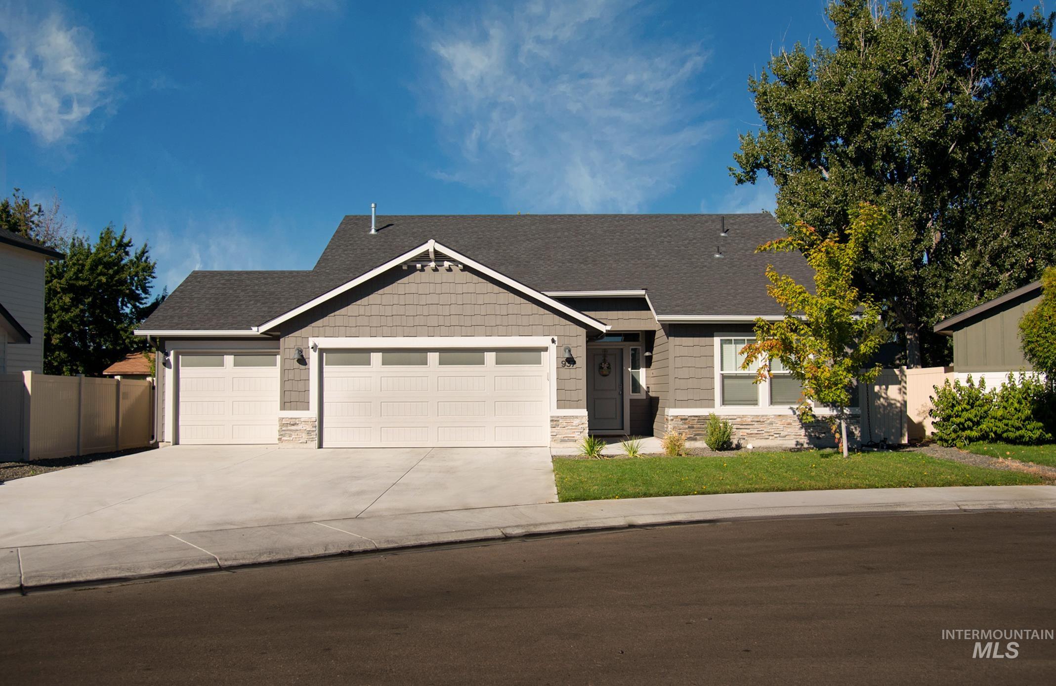 937 S Nautilus Ave, Boise, Idaho 83709, 4 Bedrooms, 2 Bathrooms, Residential For Sale, Price $529,000,MLS 98961999
