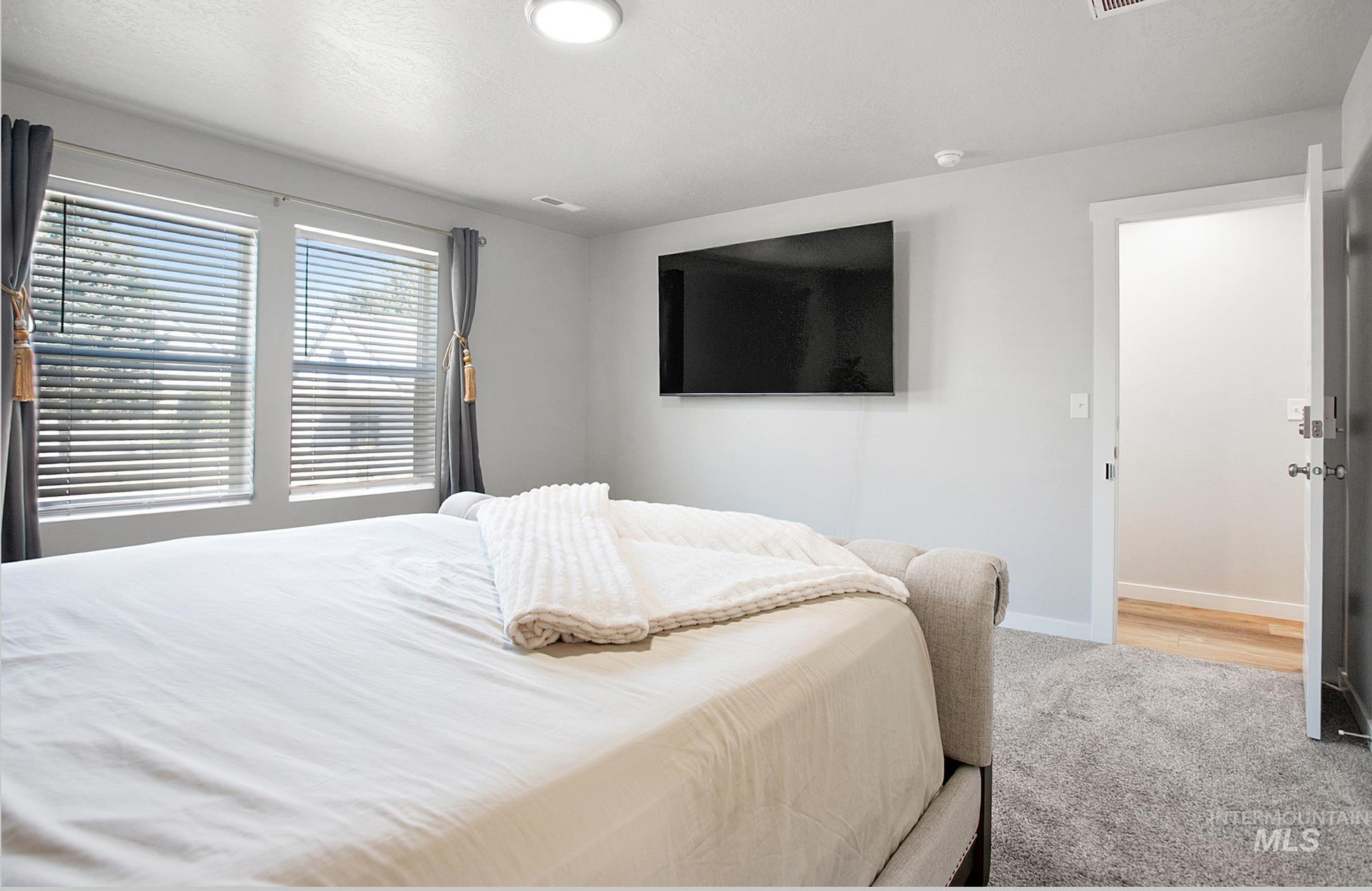 937 S Nautilus Ave, Boise, Idaho 83709, 4 Bedrooms, 2 Bathrooms, Residential For Sale, Price $529,000,MLS 98961999