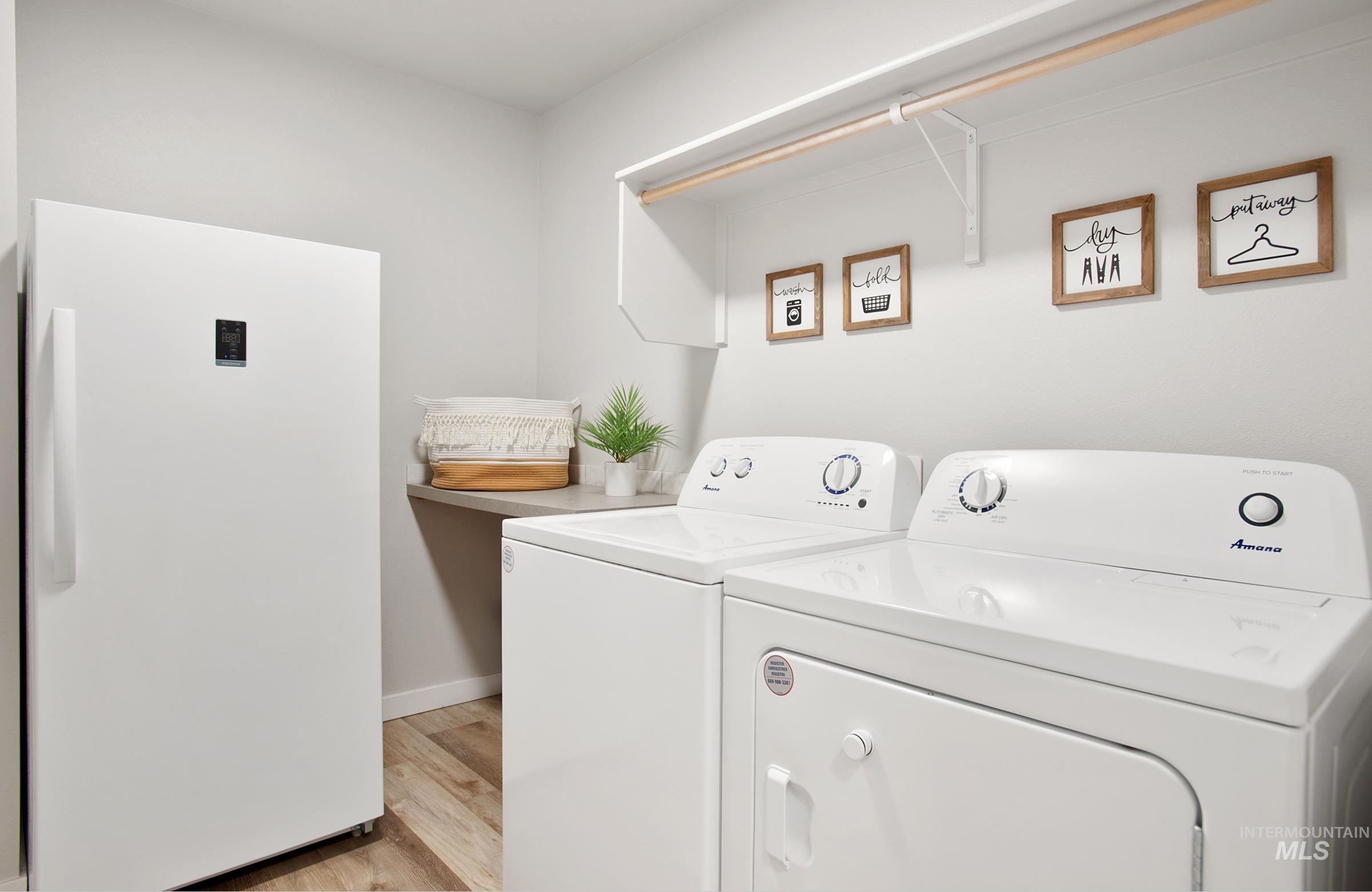 937 S Nautilus Ave, Boise, Idaho 83709, 4 Bedrooms, 2 Bathrooms, Residential For Sale, Price $529,000,MLS 98961999