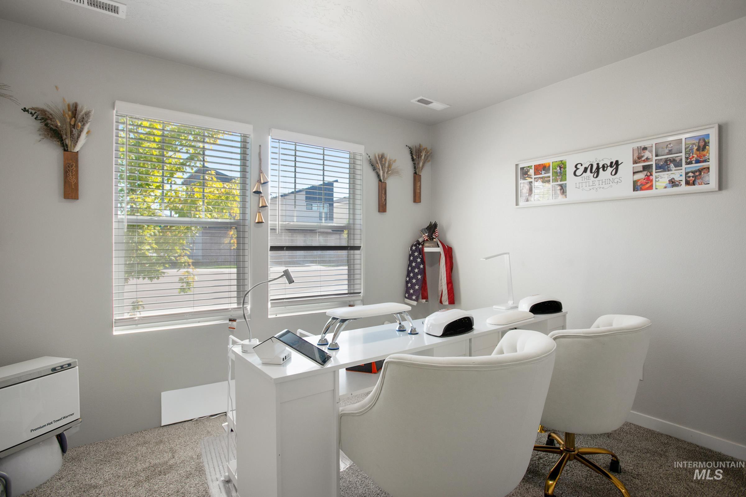 937 S Nautilus Ave, Boise, Idaho 83709, 4 Bedrooms, 2 Bathrooms, Residential For Sale, Price $529,000,MLS 98961999