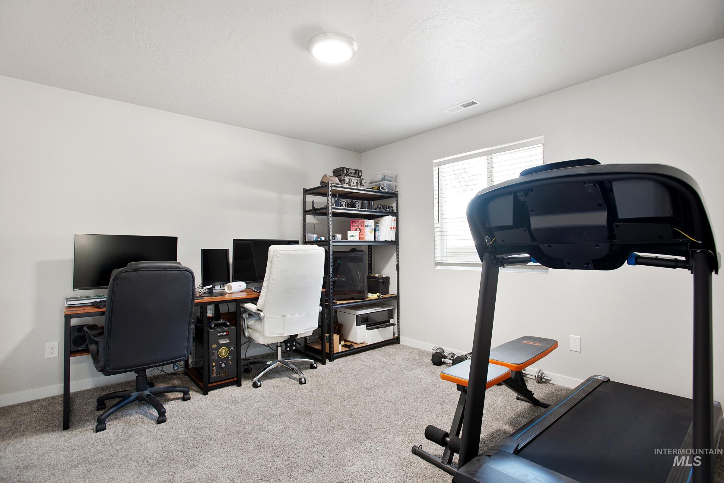 937 S Nautilus Ave, Boise, Idaho 83709, 4 Bedrooms, 2 Bathrooms, Residential For Sale, Price $529,000,MLS 98961999