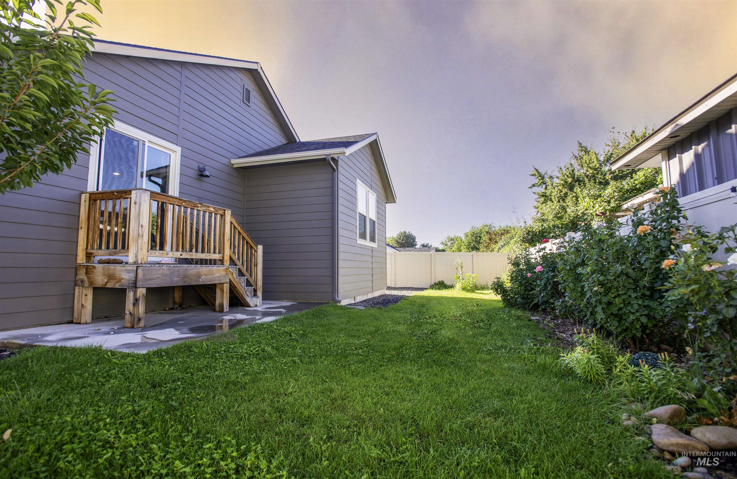 937 S Nautilus Ave, Boise, Idaho 83709, 4 Bedrooms, 2 Bathrooms, Residential For Sale, Price $529,000,MLS 98961999