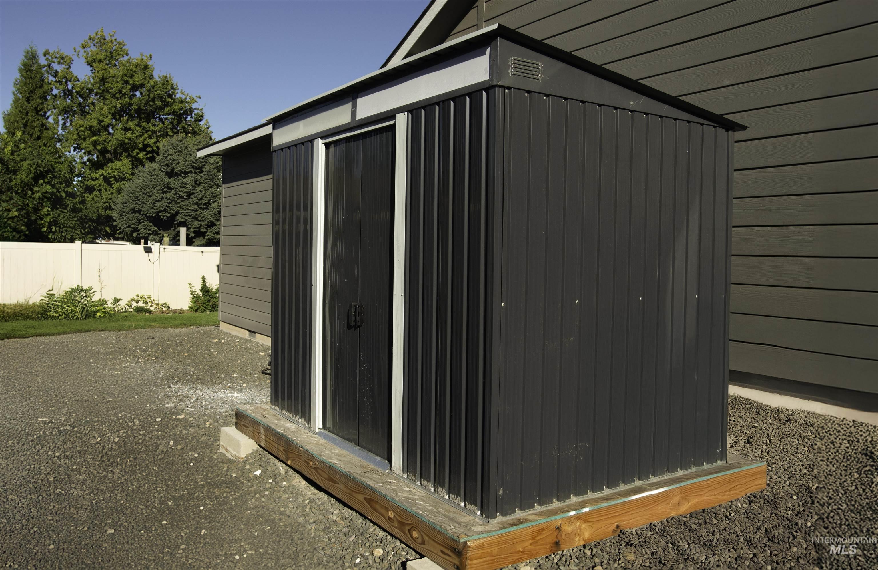 937 S Nautilus Ave, Boise, Idaho 83709, 4 Bedrooms, 2 Bathrooms, Residential For Sale, Price $529,000,MLS 98961999