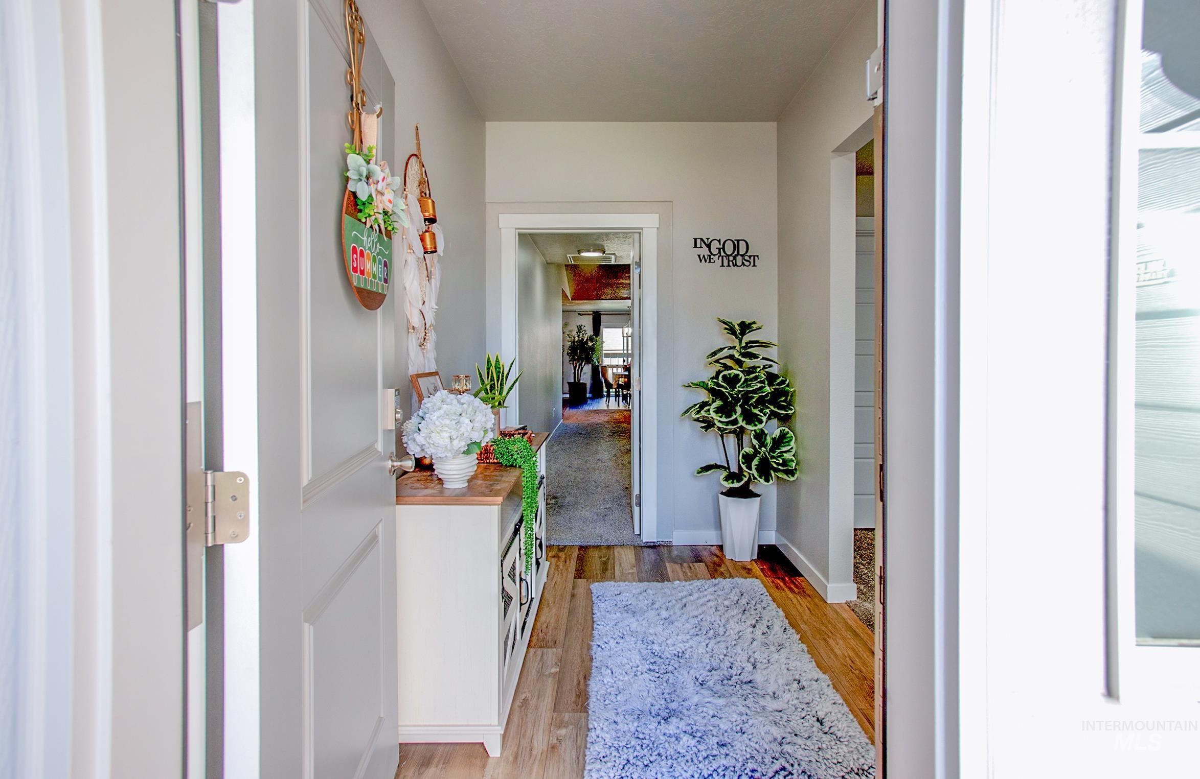 937 S Nautilus Ave, Boise, Idaho 83709, 4 Bedrooms, 2 Bathrooms, Residential For Sale, Price $529,000,MLS 98961999