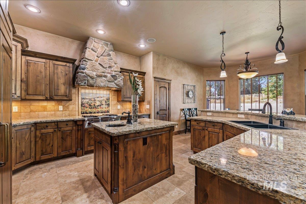 4324 W Briar Rock Ct, Eagle, Idaho 83616, 4 Bedrooms, 3.5 Bathrooms, Residential For Sale, Price $1,125,000,MLS 98962049