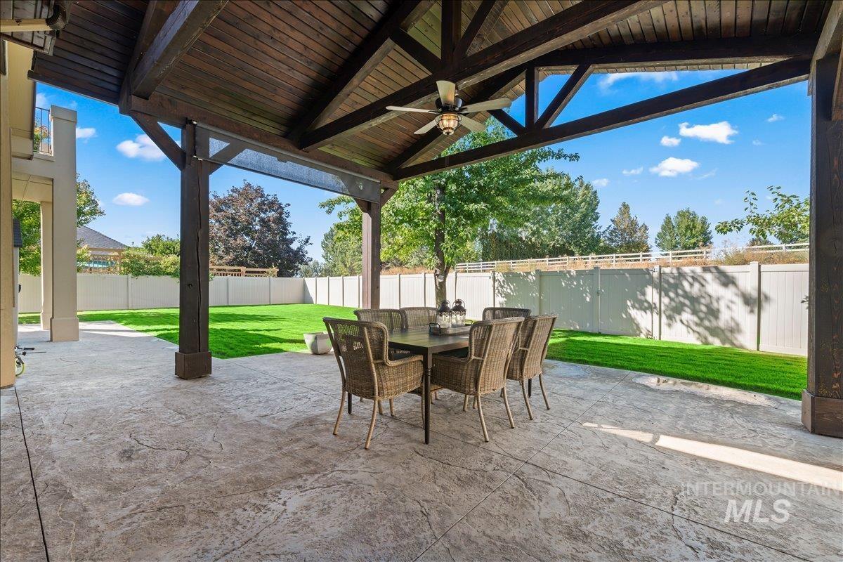 4324 W Briar Rock Ct, Eagle, Idaho 83616, 4 Bedrooms, 3.5 Bathrooms, Residential For Sale, Price $1,125,000,MLS 98962049