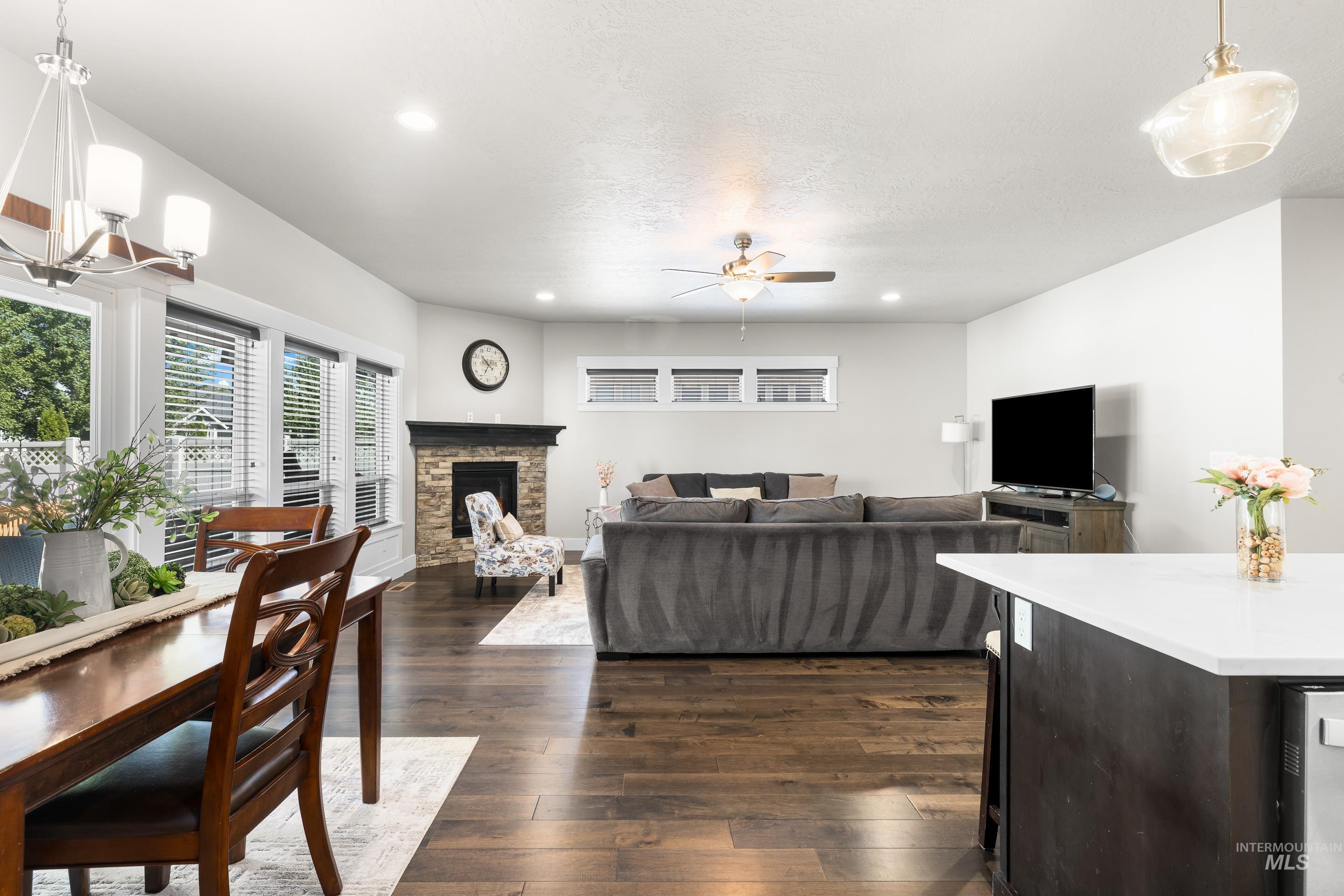 4569 N Tirso Ave, Meridian, Idaho 83646, 3 Bedrooms, 2 Bathrooms, Residential For Sale, Price $639,999,MLS 98962051