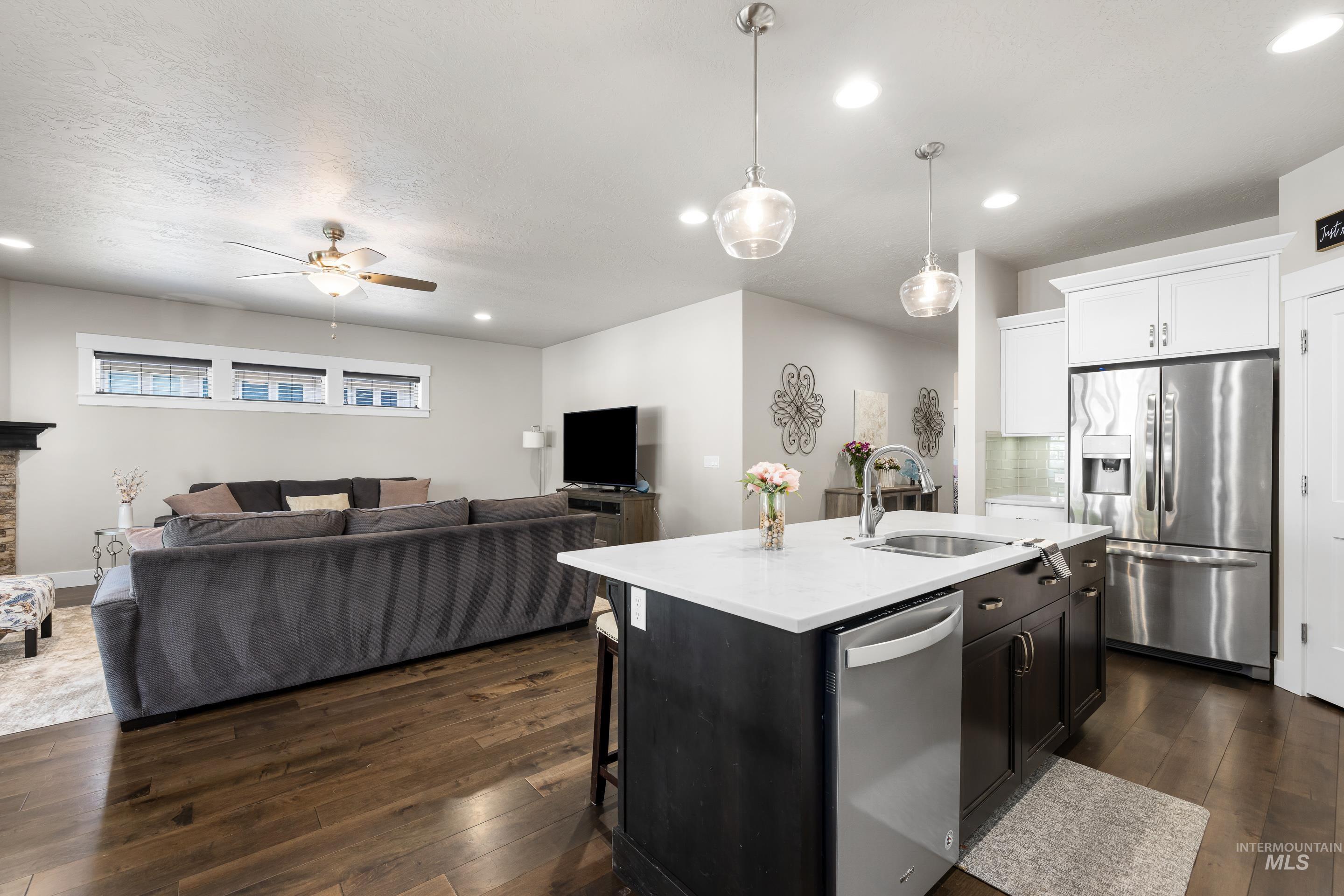 4569 N Tirso Ave, Meridian, Idaho 83646, 3 Bedrooms, 2 Bathrooms, Residential For Sale, Price $639,999,MLS 98962051