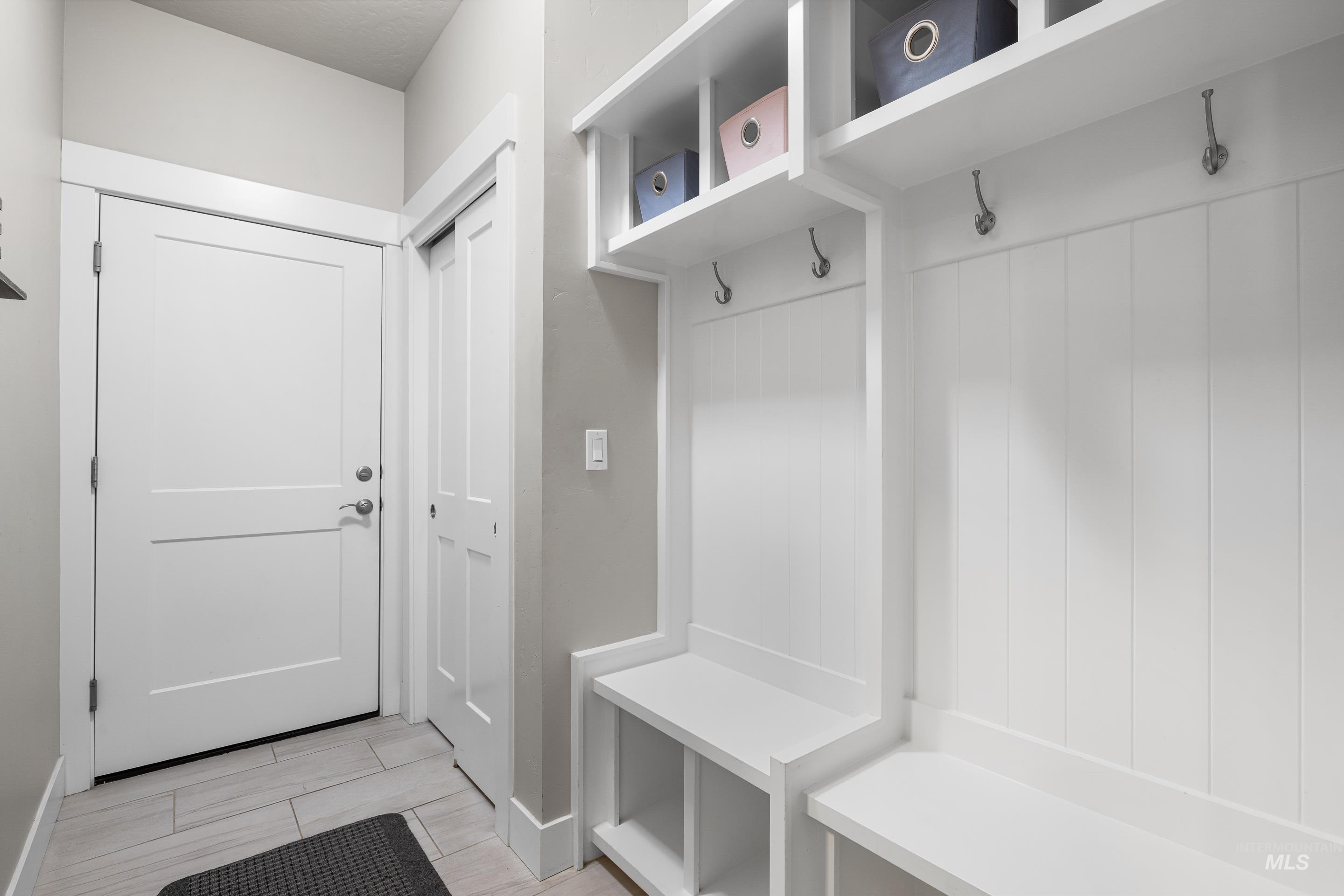 4569 N Tirso Ave, Meridian, Idaho 83646, 3 Bedrooms, 2 Bathrooms, Residential For Sale, Price $619,900,MLS 98962051