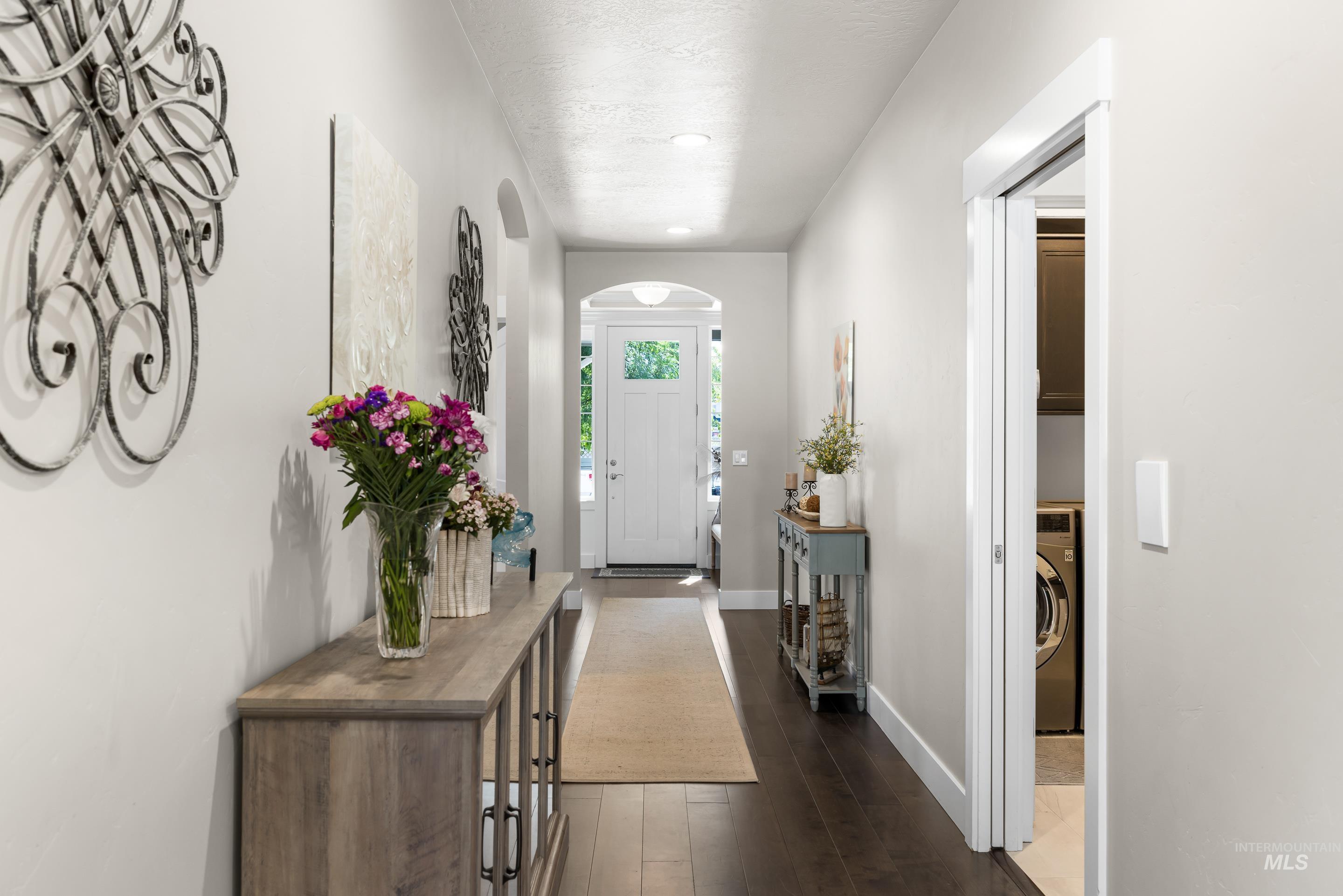 4569 N Tirso Ave, Meridian, Idaho 83646, 3 Bedrooms, 2 Bathrooms, Residential For Sale, Price $639,999,MLS 98962051