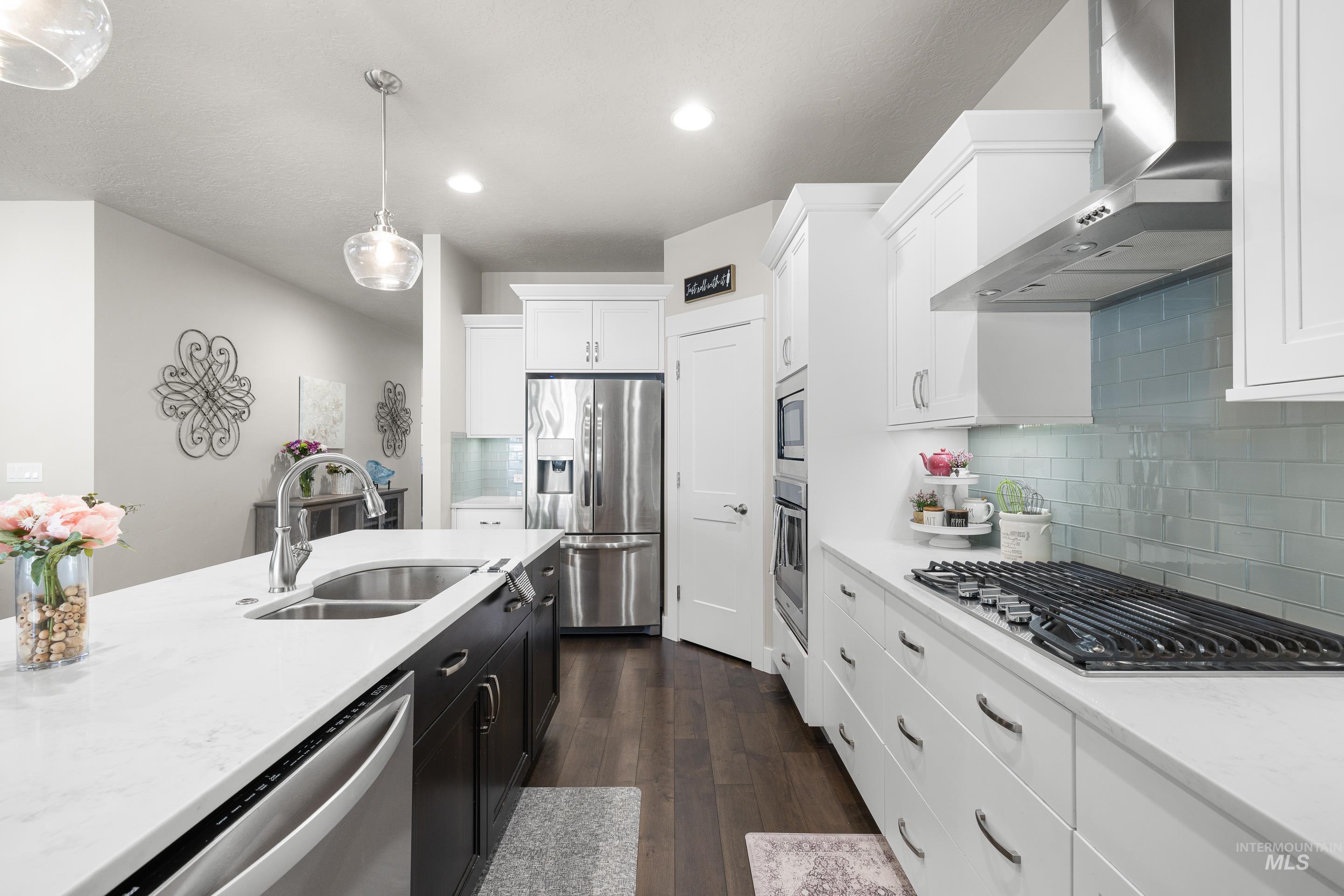 4569 N Tirso Ave, Meridian, Idaho 83646, 3 Bedrooms, 2 Bathrooms, Residential For Sale, Price $639,999,MLS 98962051