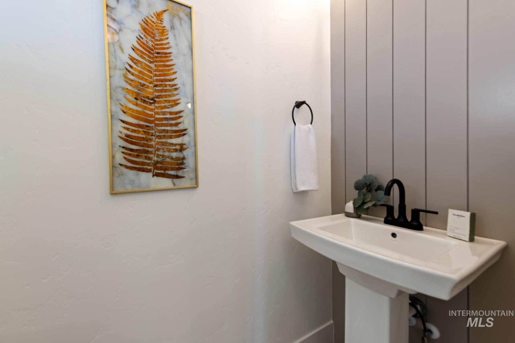 1343 W. Malbar St, Meridian, Idaho 83646, 3 Bedrooms, 2.5 Bathrooms, Residential For Sale, Price $674,800,MLS 98962064