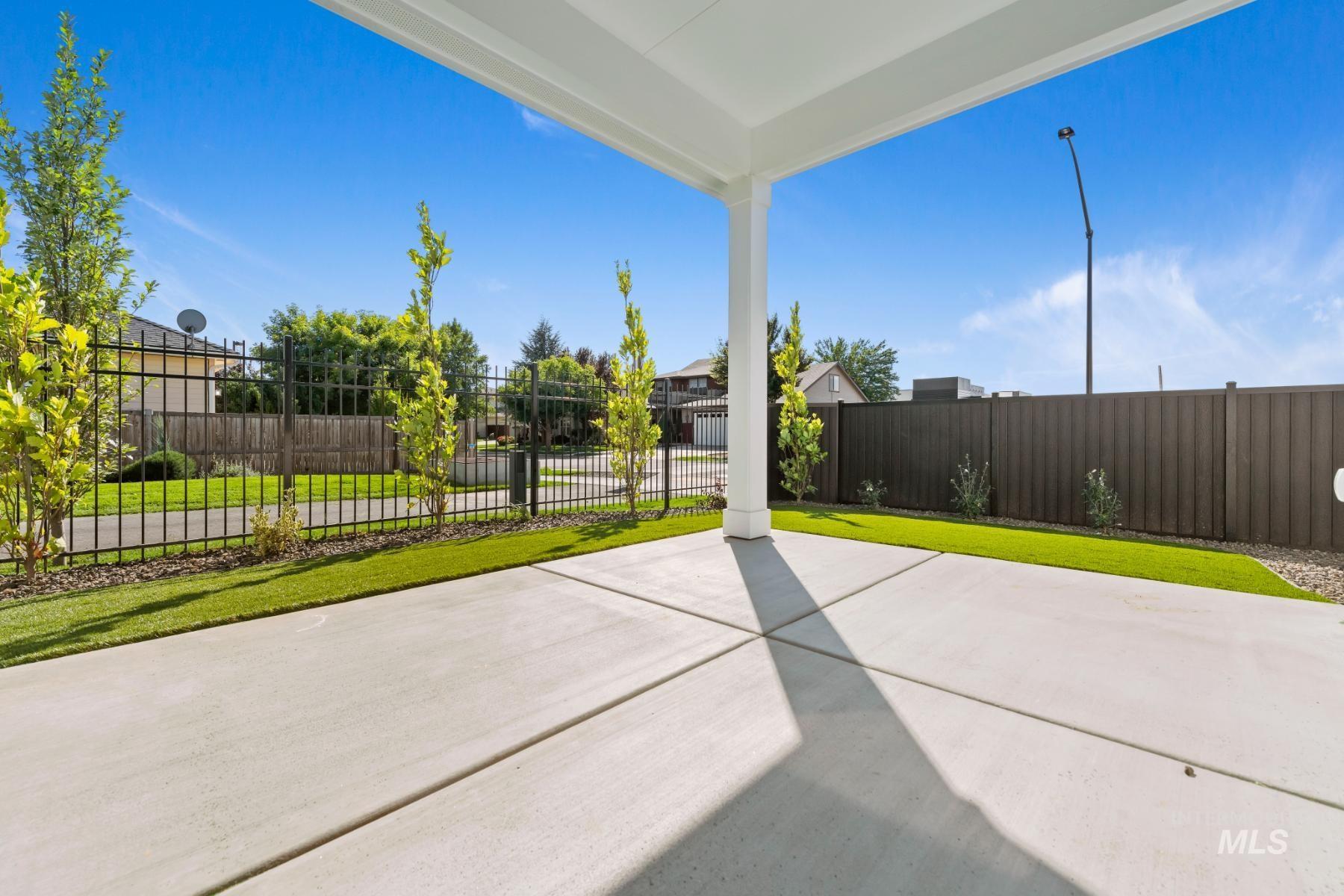 1343 W. Malbar St, Meridian, Idaho 83646, 3 Bedrooms, 2.5 Bathrooms, Residential For Sale, Price $674,800,MLS 98962064