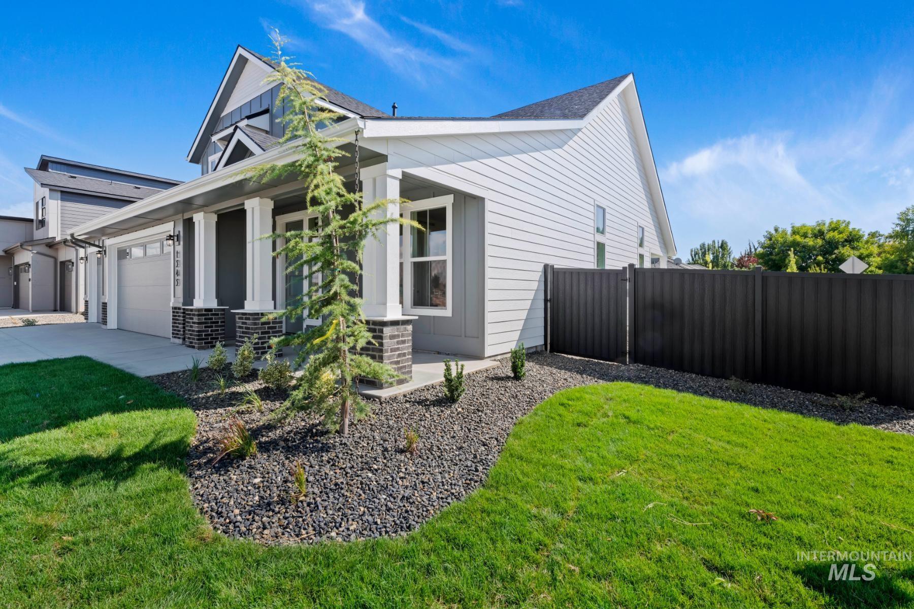 1343 W. Malbar St, Meridian, Idaho 83646, 3 Bedrooms, 2.5 Bathrooms, Residential For Sale, Price $674,800,MLS 98962064