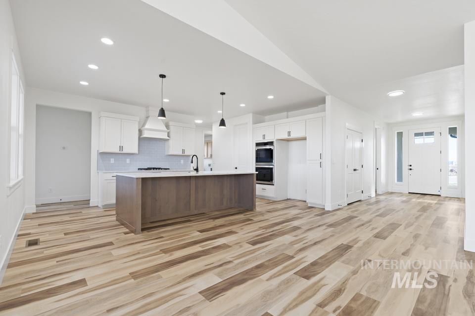 405 S Diesel Way, Boise, Idaho 83716, 4 Bedrooms, 2.5 Bathrooms, Residential For Sale, Price $629,999,MLS 98962075