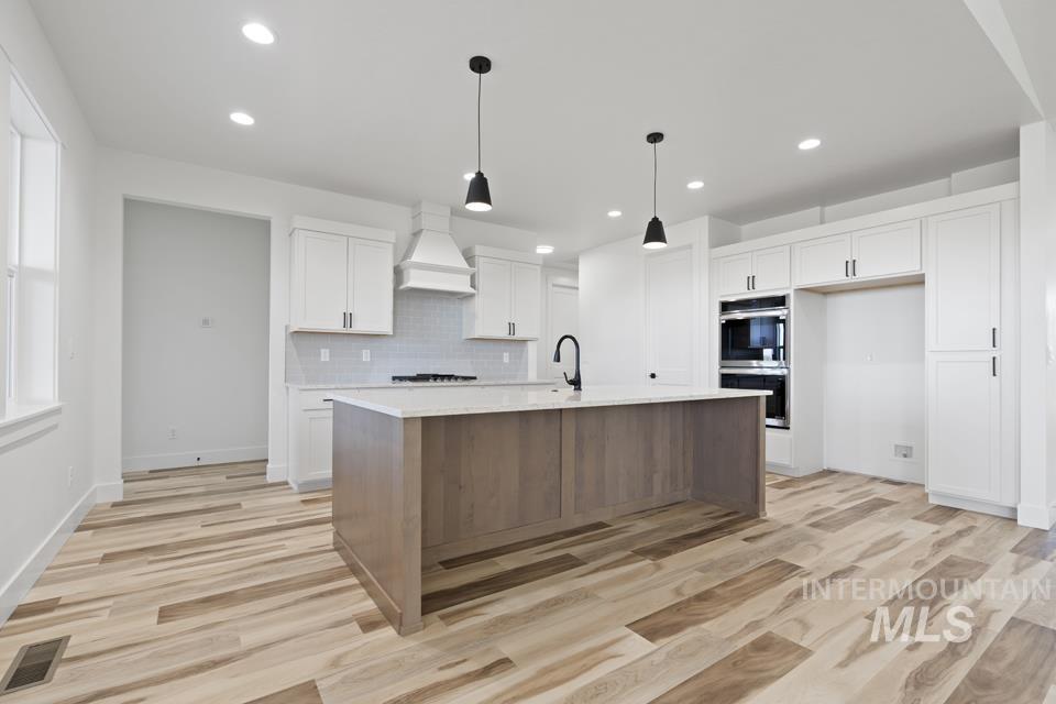 405 S Diesel Way, Boise, Idaho 83716, 4 Bedrooms, 2.5 Bathrooms, Residential For Sale, Price $629,999,MLS 98962075