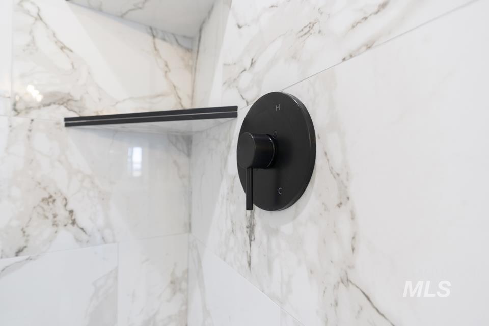 405 S Diesel Way, Boise, Idaho 83716, 4 Bedrooms, 2.5 Bathrooms, Residential For Sale, Price $629,999,MLS 98962075