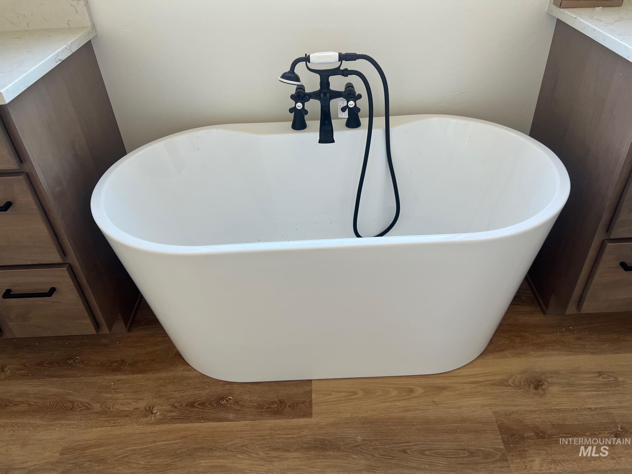 405 S Diesel Way, Boise, Idaho 83716, 4 Bedrooms, 2.5 Bathrooms, Residential For Sale, Price $650,900,MLS 98962075