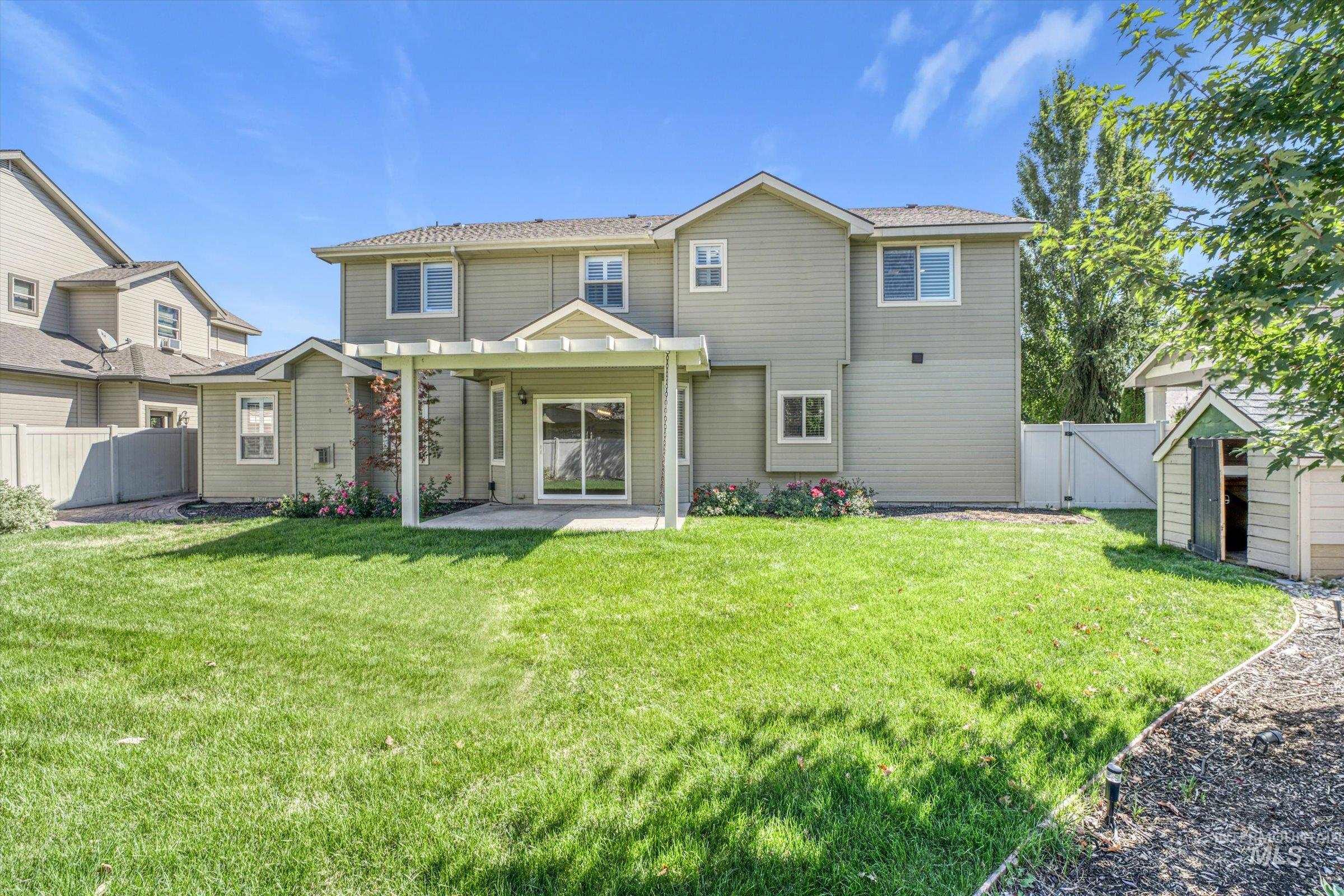 309 S Fernan Lake Way, Star, Idaho 83669, 4 Bedrooms, 2.5 Bathrooms, Residential For Sale, Price $582,400,MLS 98962078