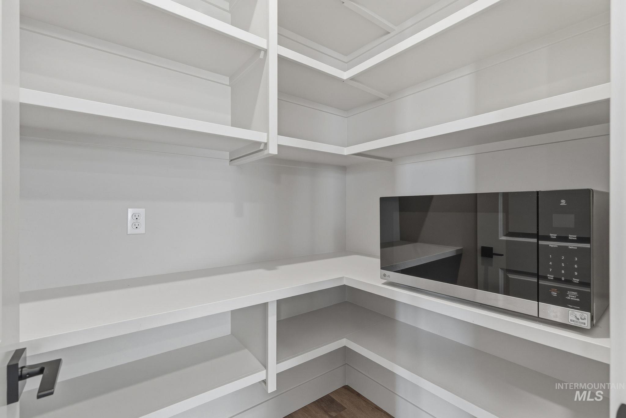 410 Mayfield Springs Blvd, Boise, Idaho 83716, 4 Bedrooms, 2.5 Bathrooms, Residential For Sale, Price $448,000, 98962081