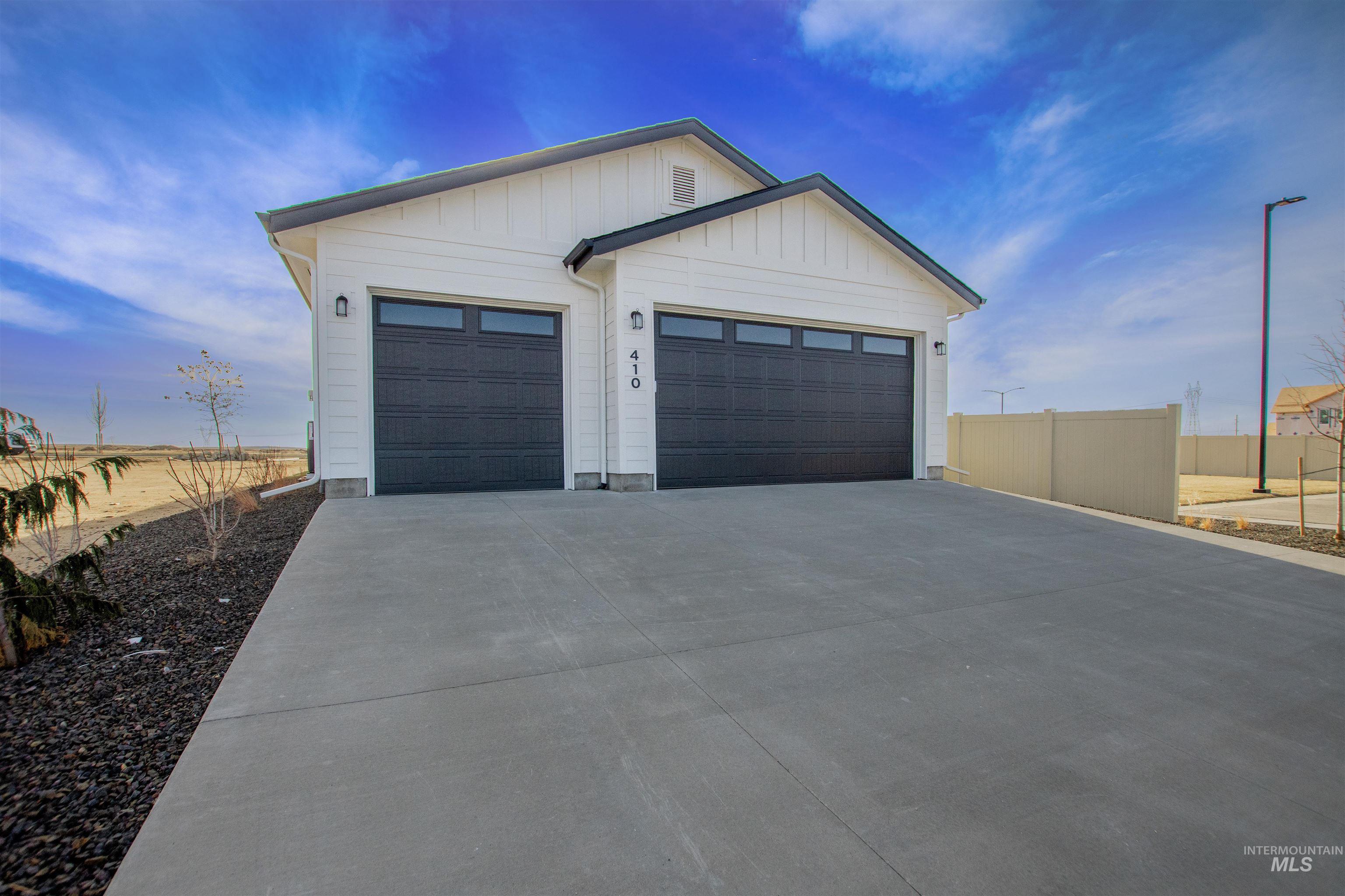 410 Mayfield Springs Blvd, Boise, Idaho 83716, 4 Bedrooms, 2.5 Bathrooms, Residential For Sale, Price $460,000, 98962081